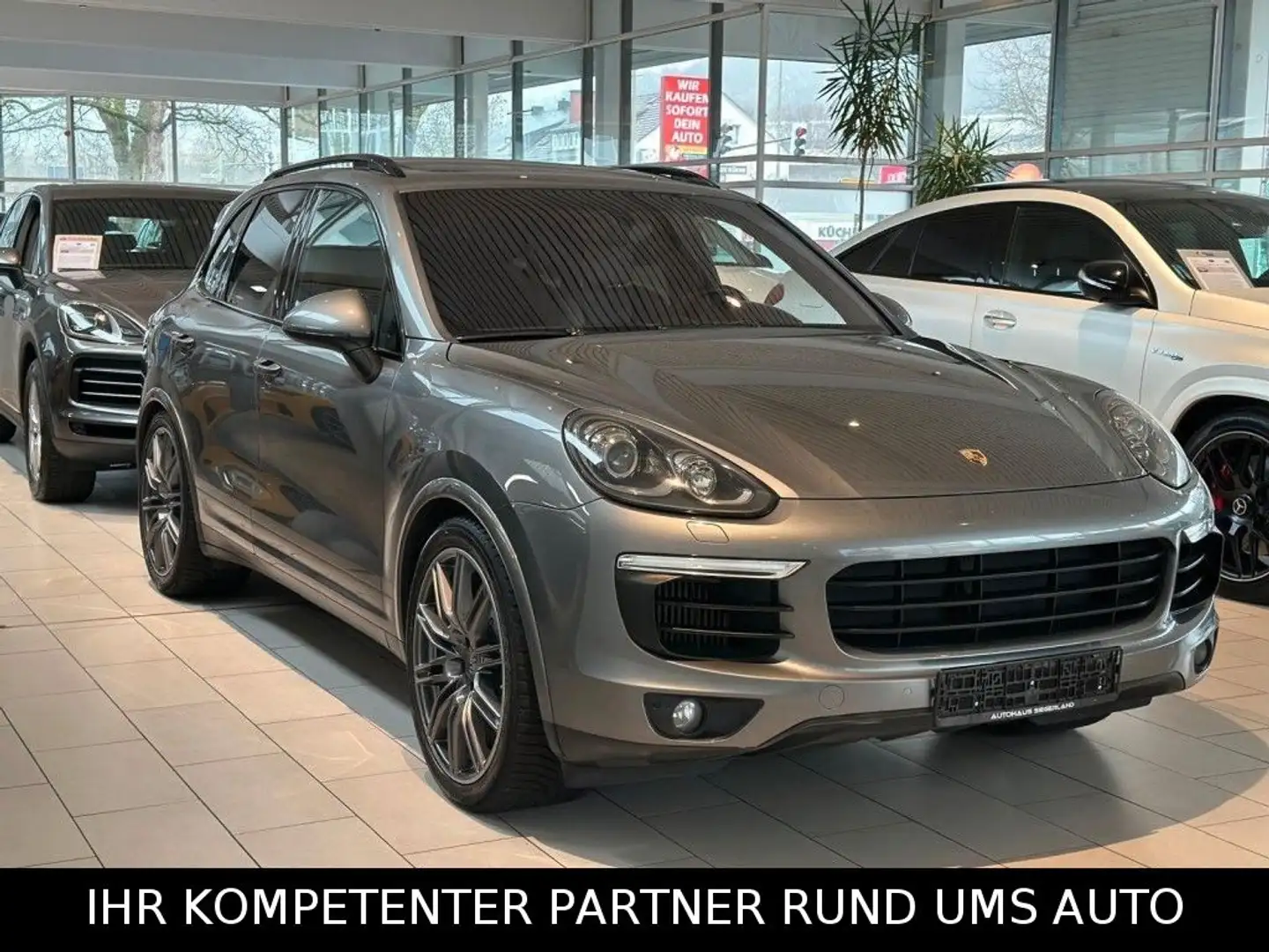 Porsche Cayenne S/SPORT-CHRONO/ACC/PANO/KEYLESS/SOFT/21" Gris - 2
