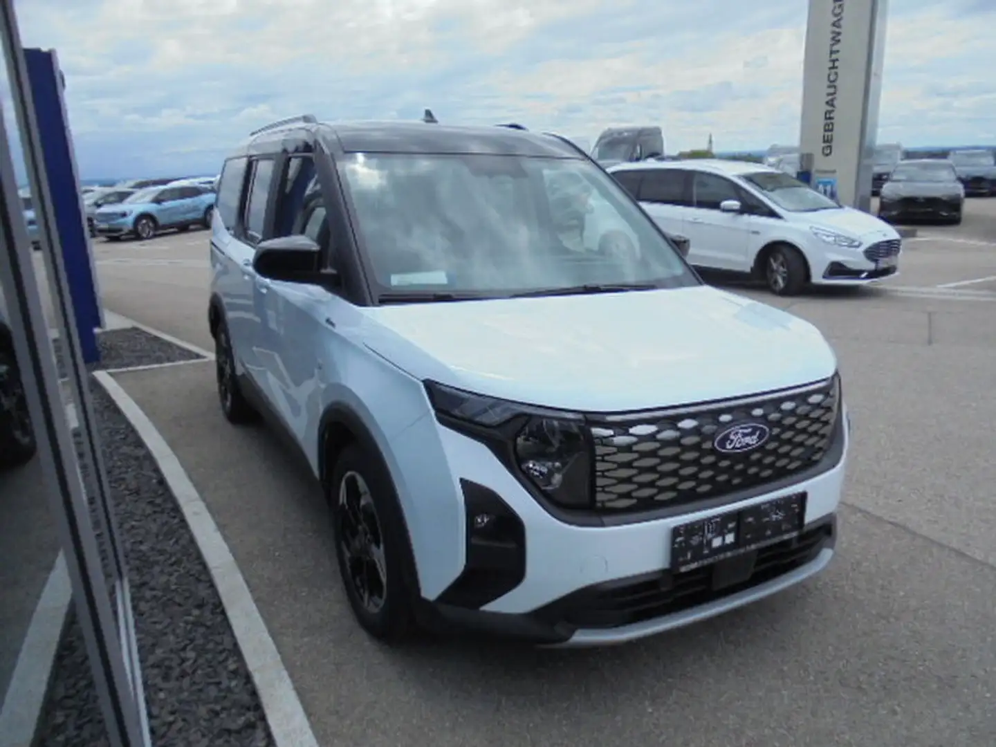 Ford Tourneo Courier E-Active 136PS Elektro Blanc - 2