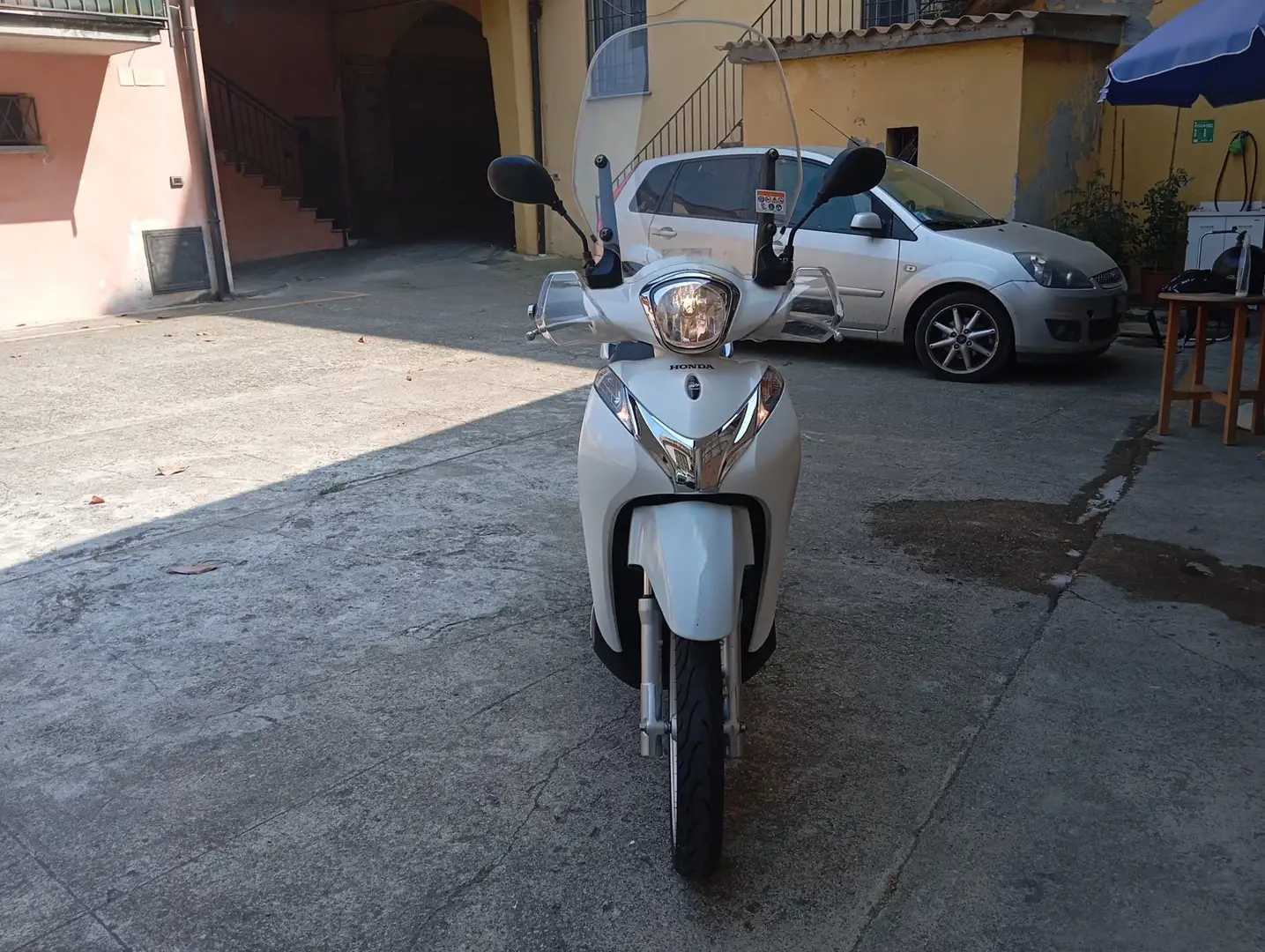 Honda SH 125 mode Blanc - 1