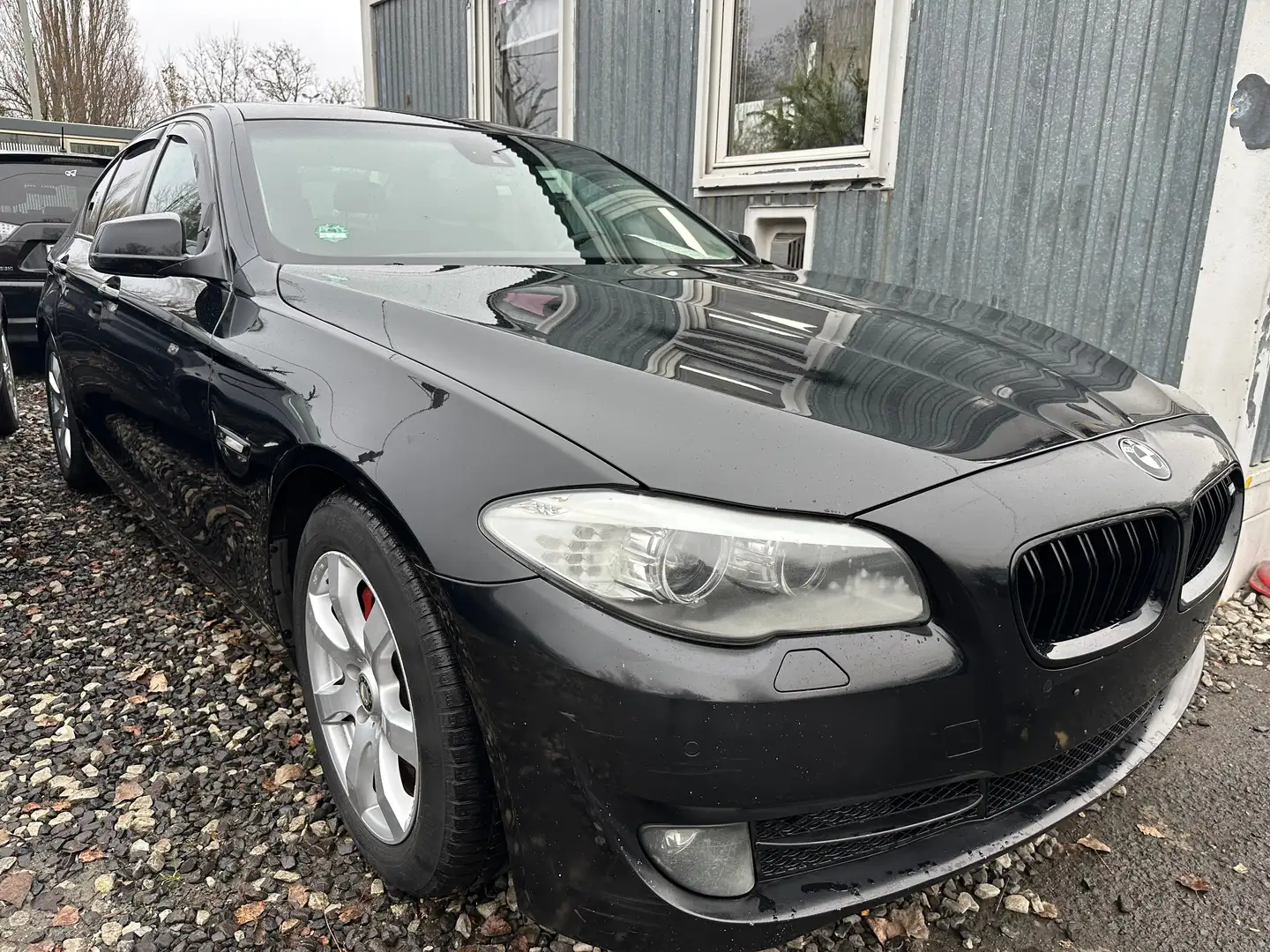 BMW 530 d LIMOUSINE KLIMA NAVI SCHIEBEDACH XENON ALU EURO5 Schwarz - 1