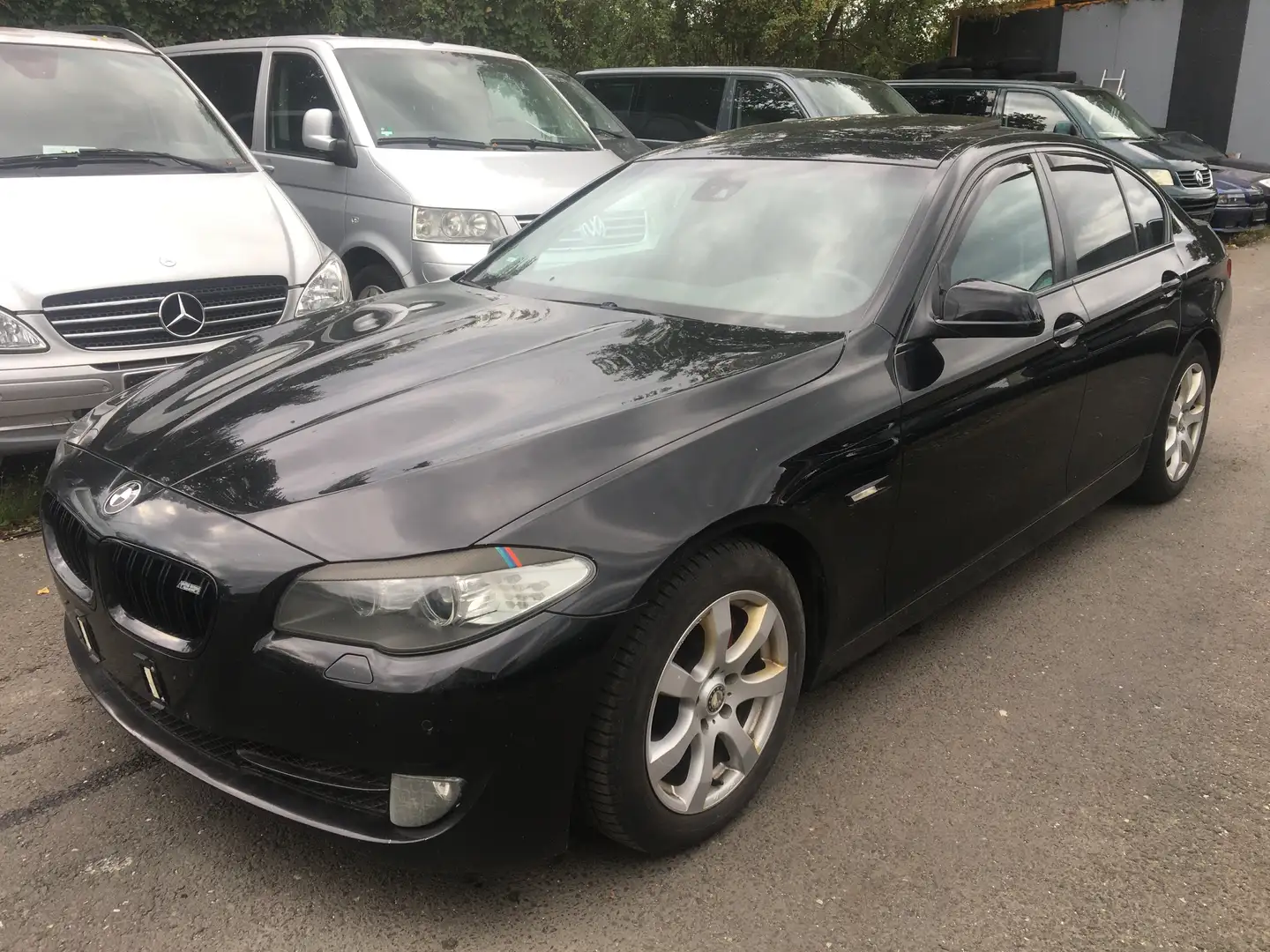 BMW 530 d LIMOUSINE KLIMA NAVI SCHIEBEDACH XENON ALU EURO5 Schwarz - 1