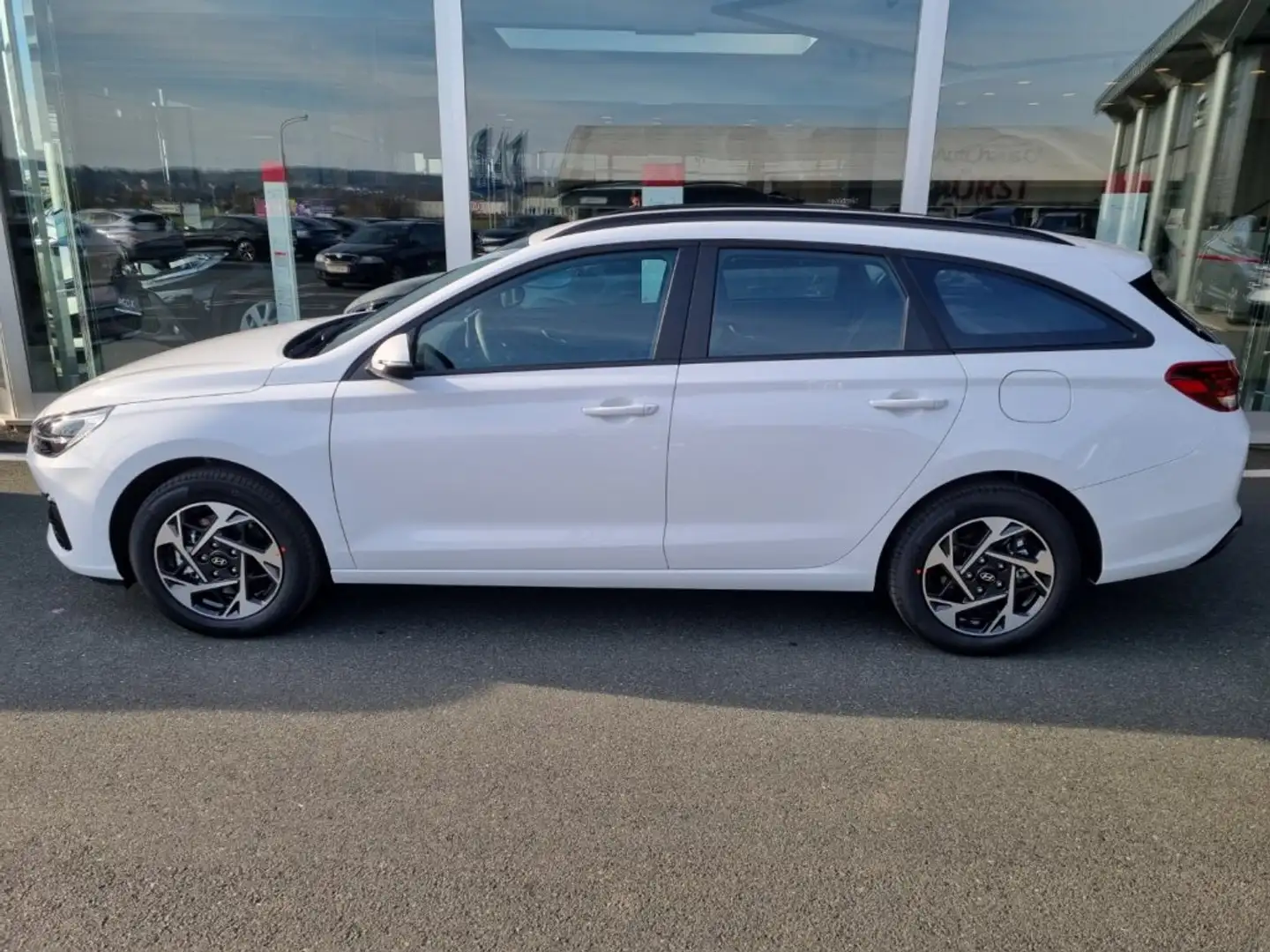 Hyundai i30 Kombi - PD GO 1.5 DPI c5kg1 Weiß - 2