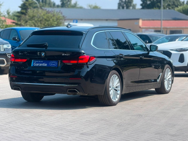 BMW 540 i Touring xDrive LuxuryLine HUD*ACC*LED*Navi — photo 5