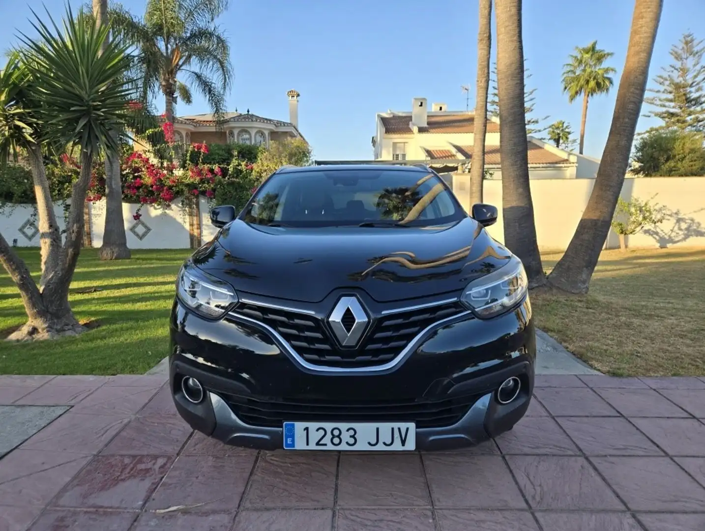 Renault Kadjar 1.6dCi Energy Zen 96kW Schwarz - 1