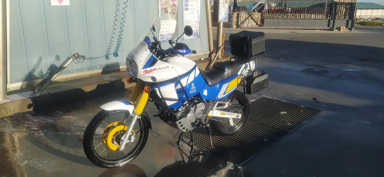 Yamaha XTZ 750