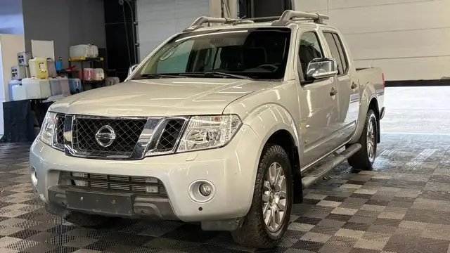 Nissan Navara 3.0 dCi V6 bj. 2013 AUTOMATIQUE 230pk Probleem boite
