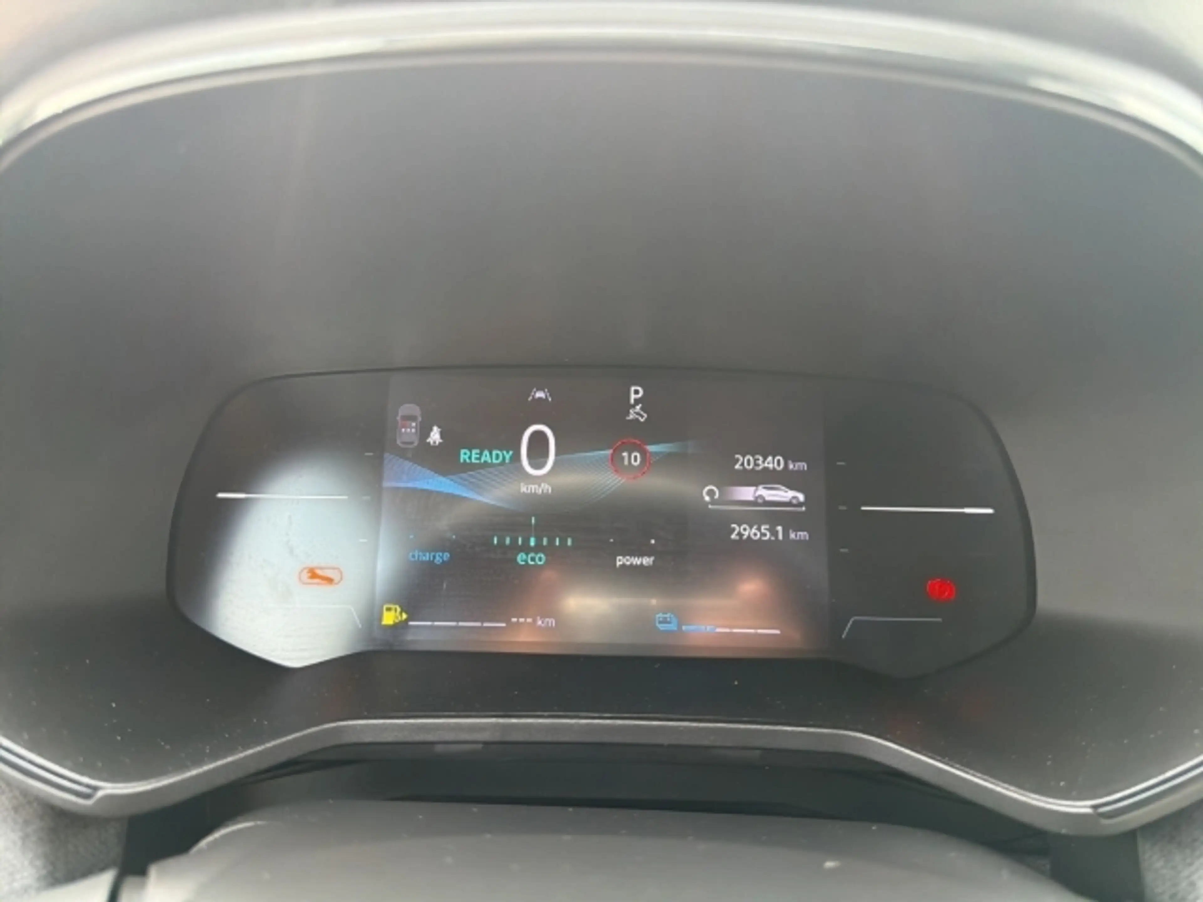 Mitsubishi Colt Plus 1.6 HEV Kamera Sitzheizung App-Navi LED — photo 14