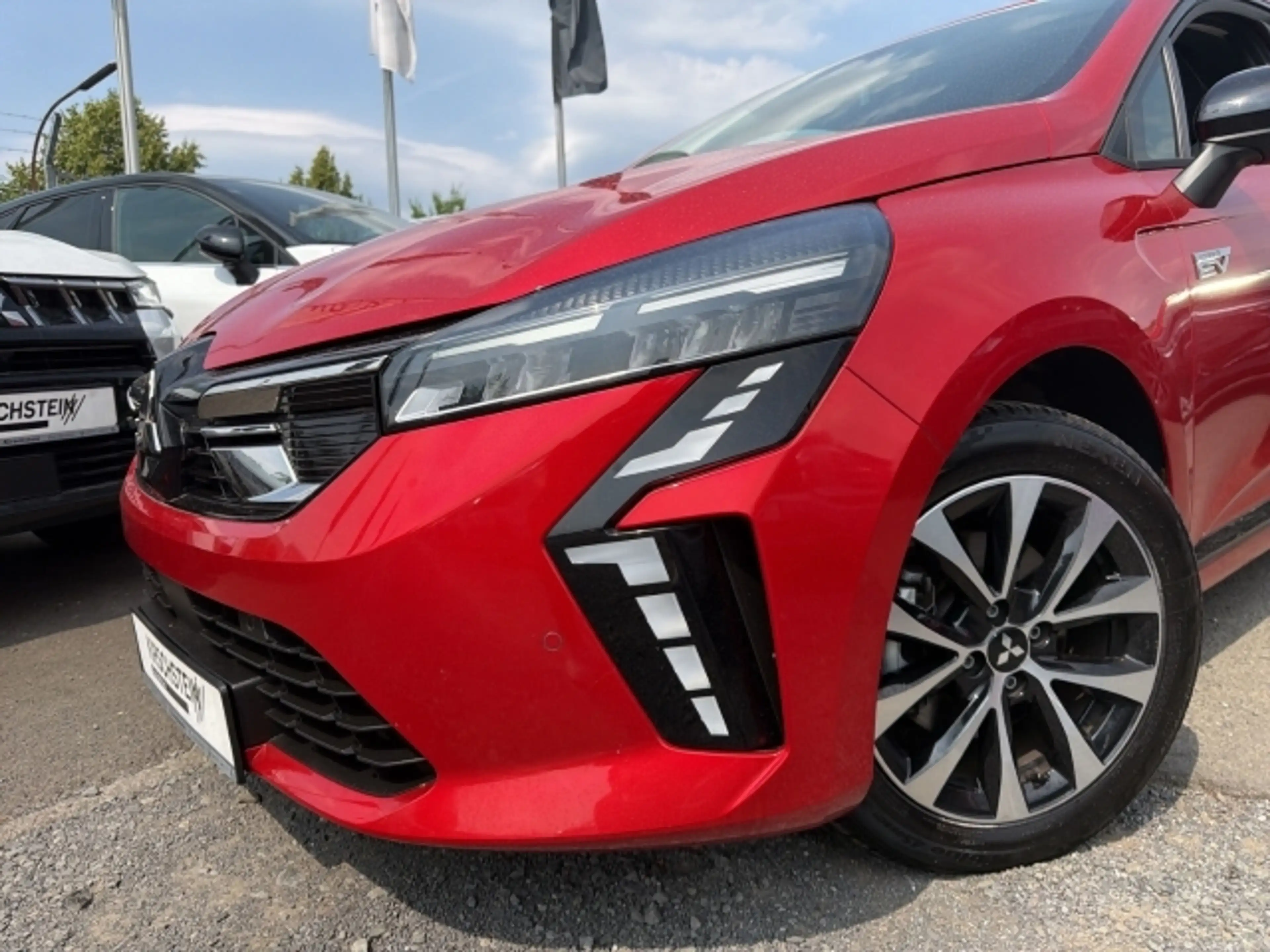 Mitsubishi Colt Plus 1.6 HEV Kamera Sitzheizung App-Navi LED — photo 7