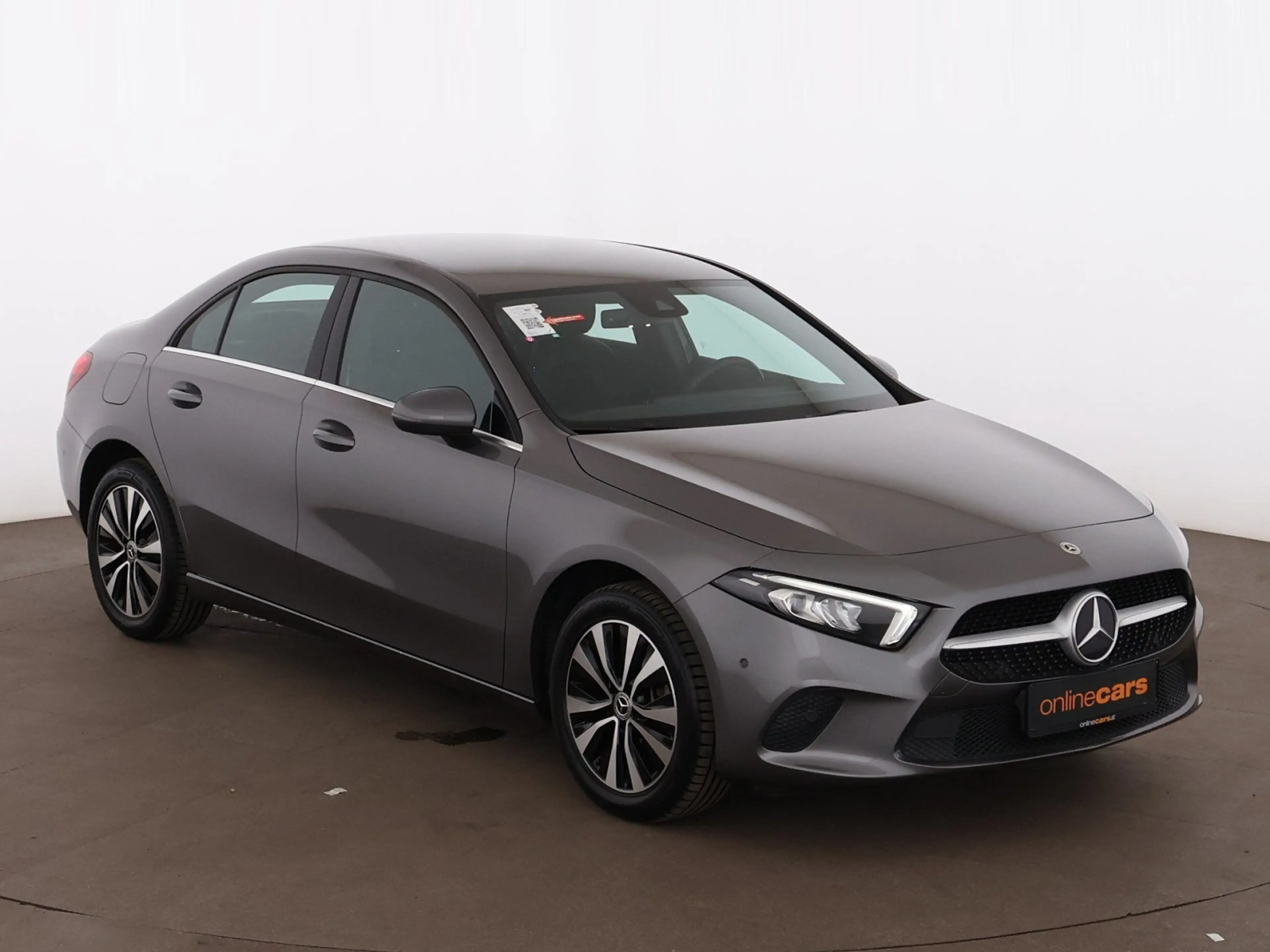 Mercedes-Benz A 250 e Style Aut LED NAVI LEDER SITZHZG R-CAM — photo 4