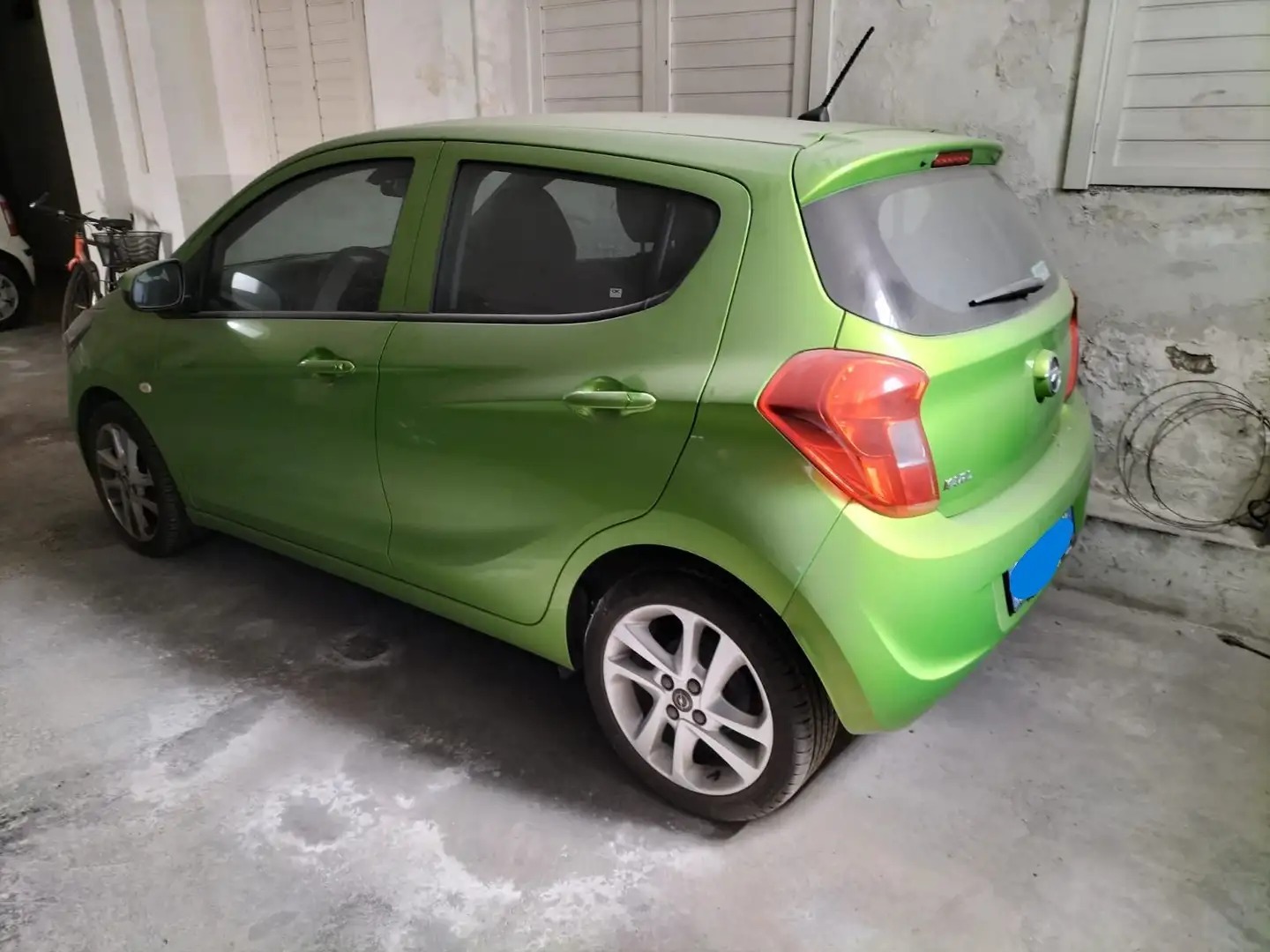 Opel Karl Karl1.0 N-Joy 75cv Verde - 2