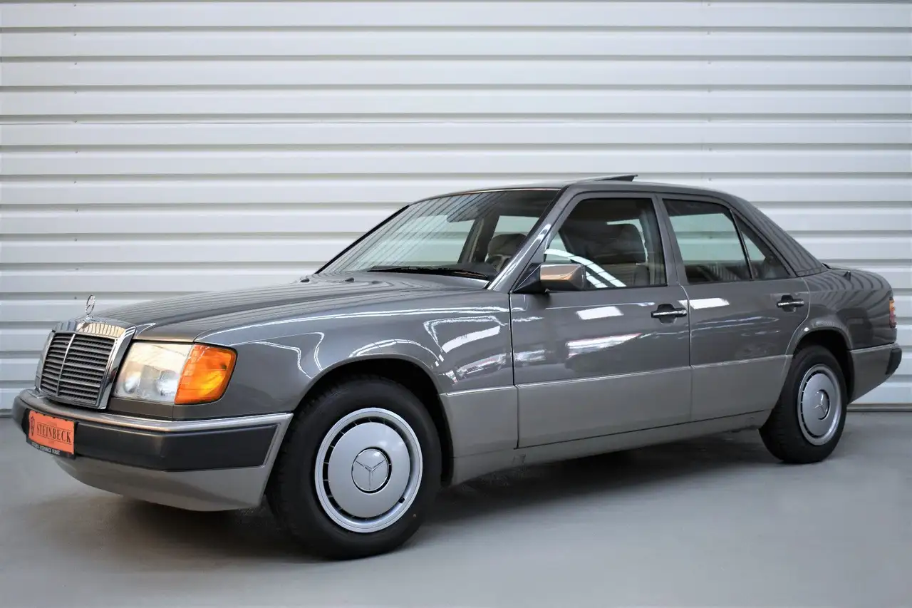 Mercedes-Benz 230 E+Schiebedach+H-Zulassung+88.200km, foto 3