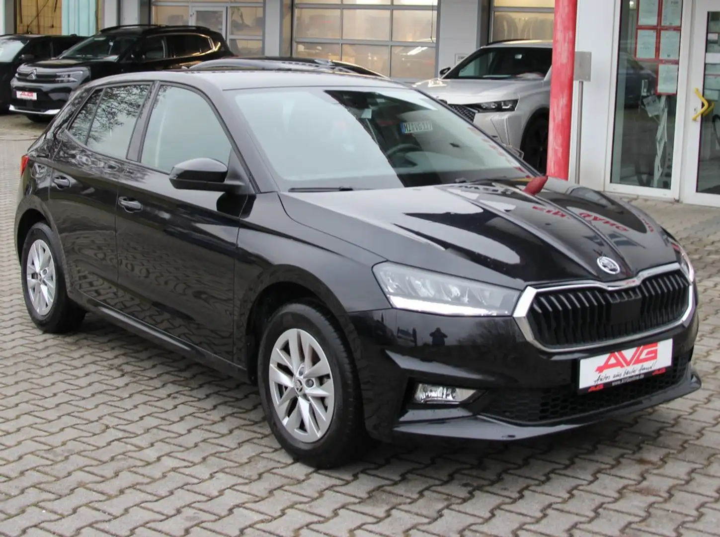 Skoda Fabia Selection LED Smart-Link Tempomat PDC ALU Negro - 1