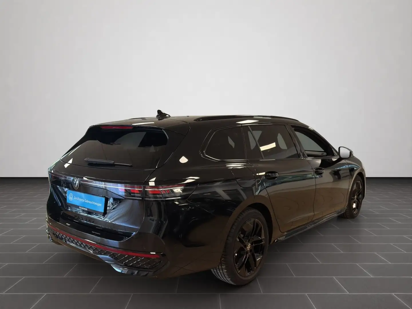 Volkswagen Passat Variant 2.0TDI R-Line DSG BlackStyle Area Schwarz - 2