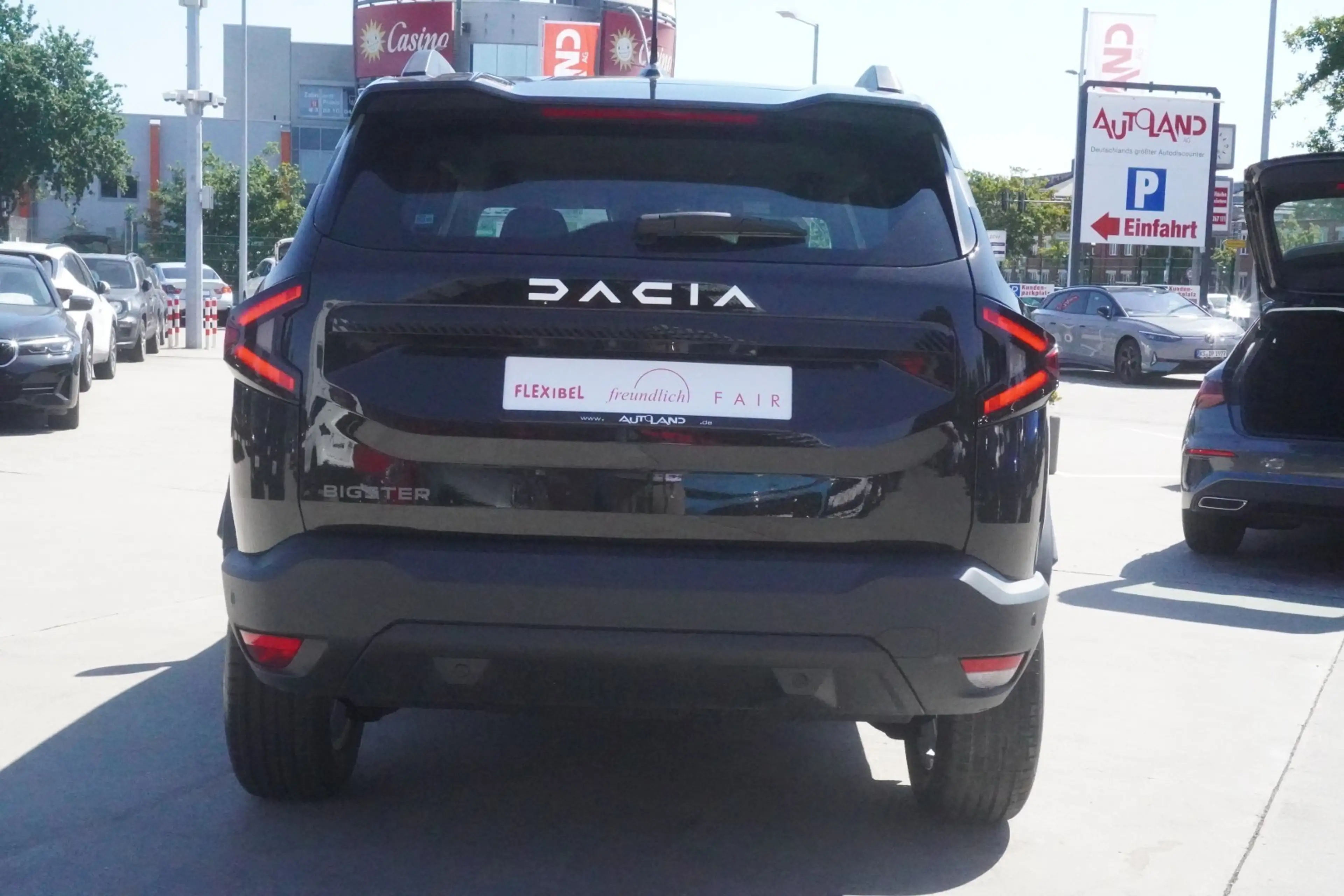Dacia Bigster Essential 140 mHev LED Kamera — photo 6