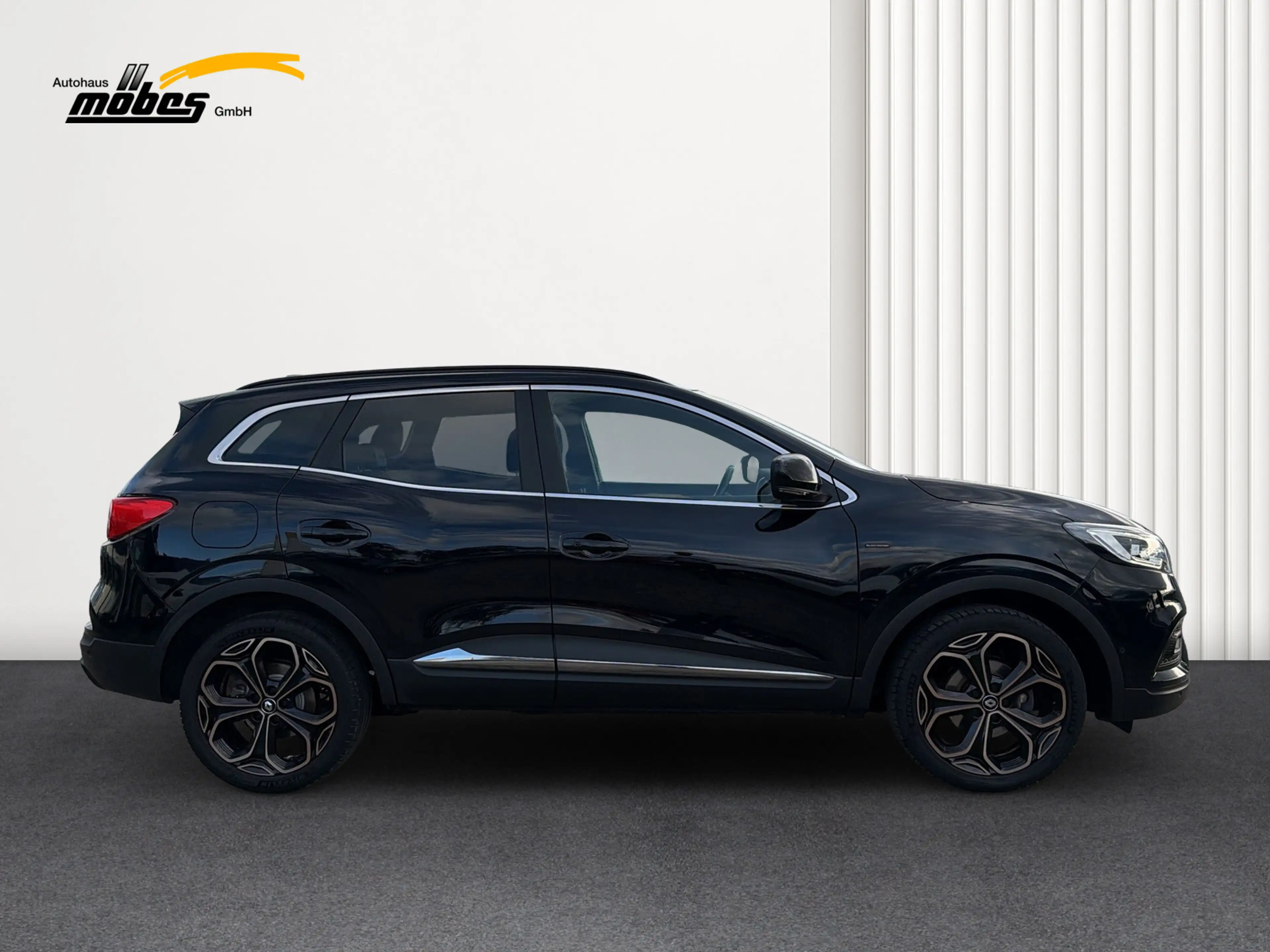 Renault Kadjar Kadjar TCe 140 EDC GPF BLACK EDITION — photo 4