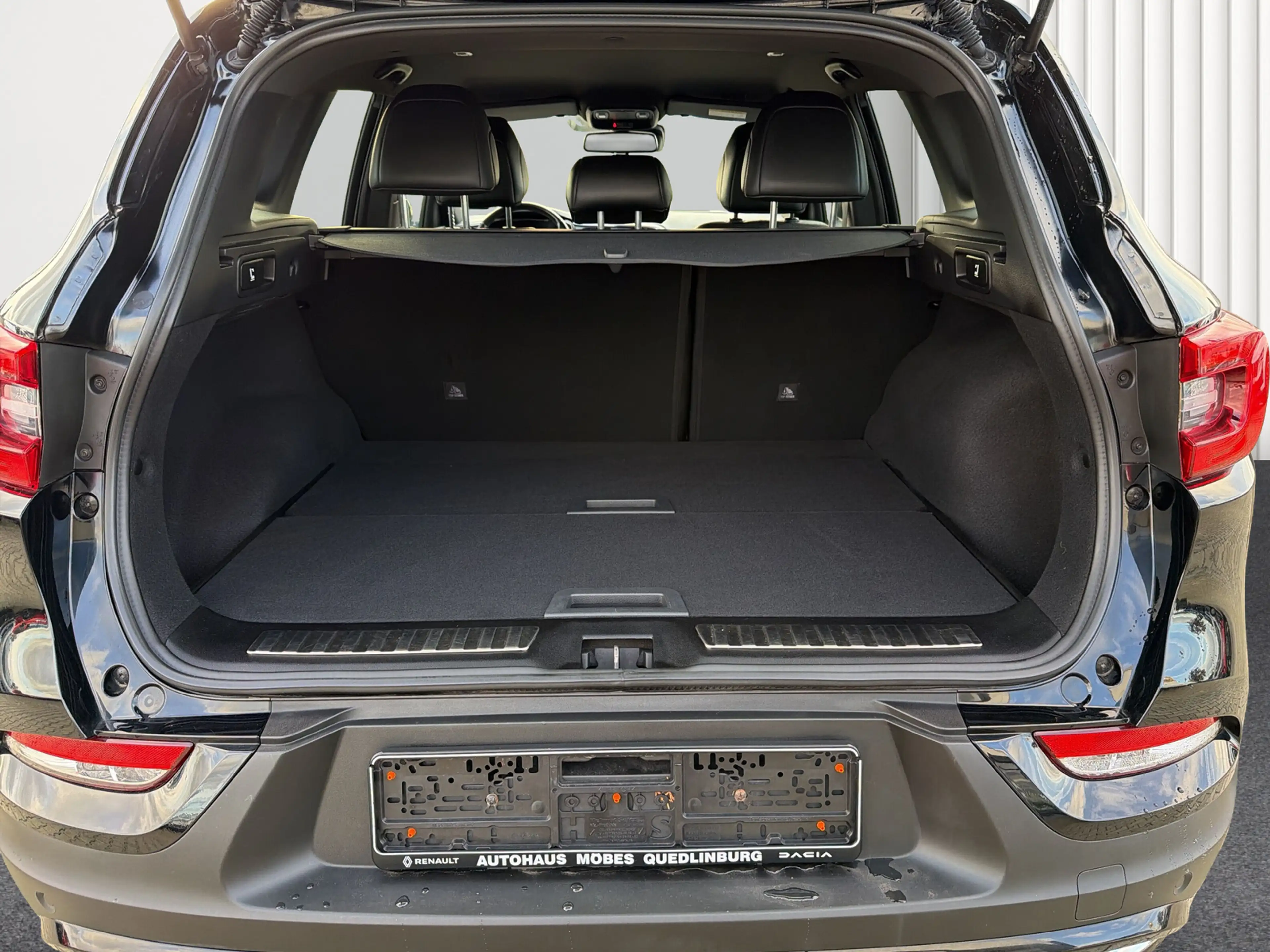 Renault Kadjar Kadjar TCe 140 EDC GPF BLACK EDITION — photo 13