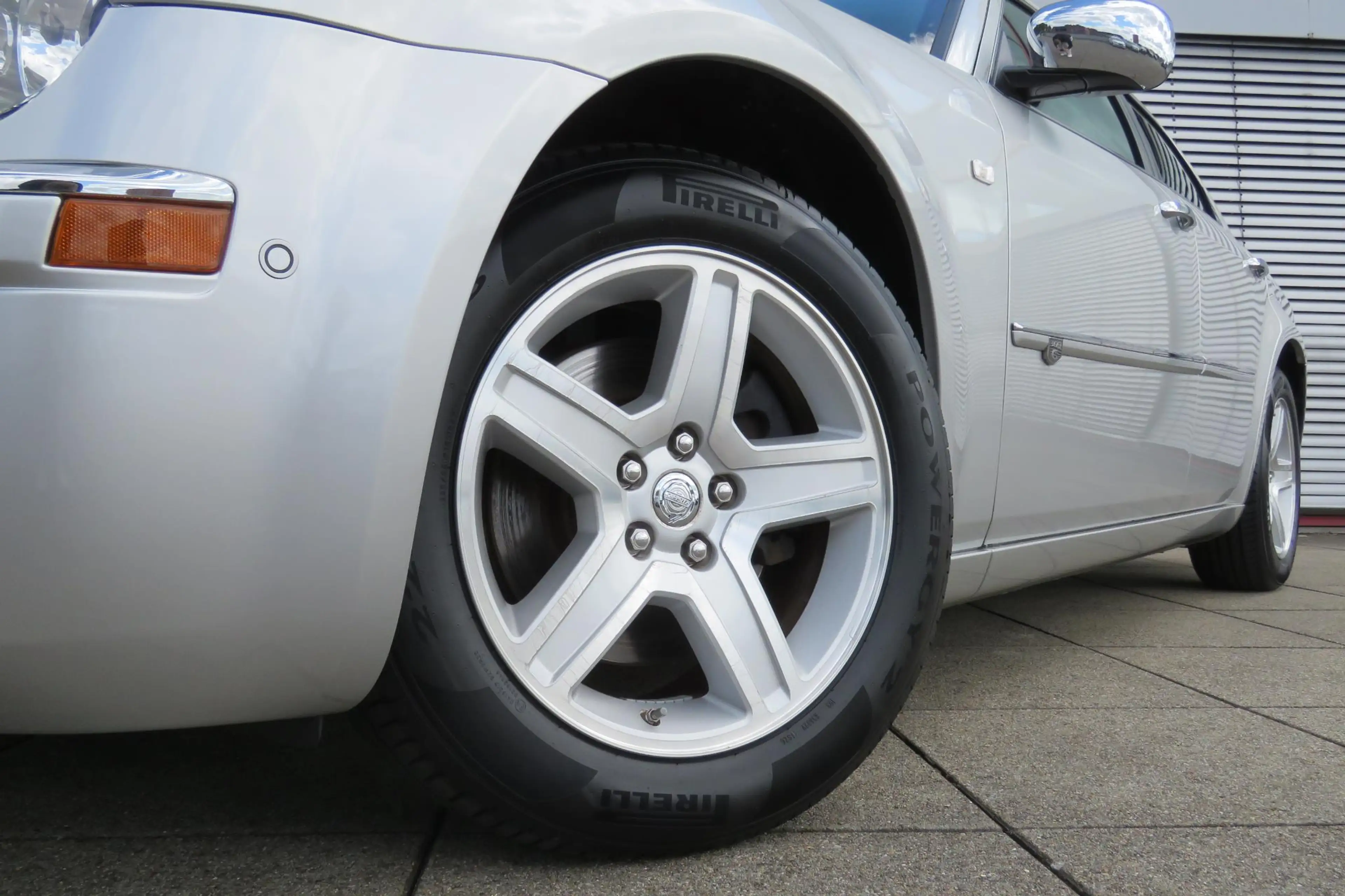 Chrysler 300C 2.7 V6 Platinum Uniek, 1e eigenaar in NIEUWSTAAT 3 — photo 4