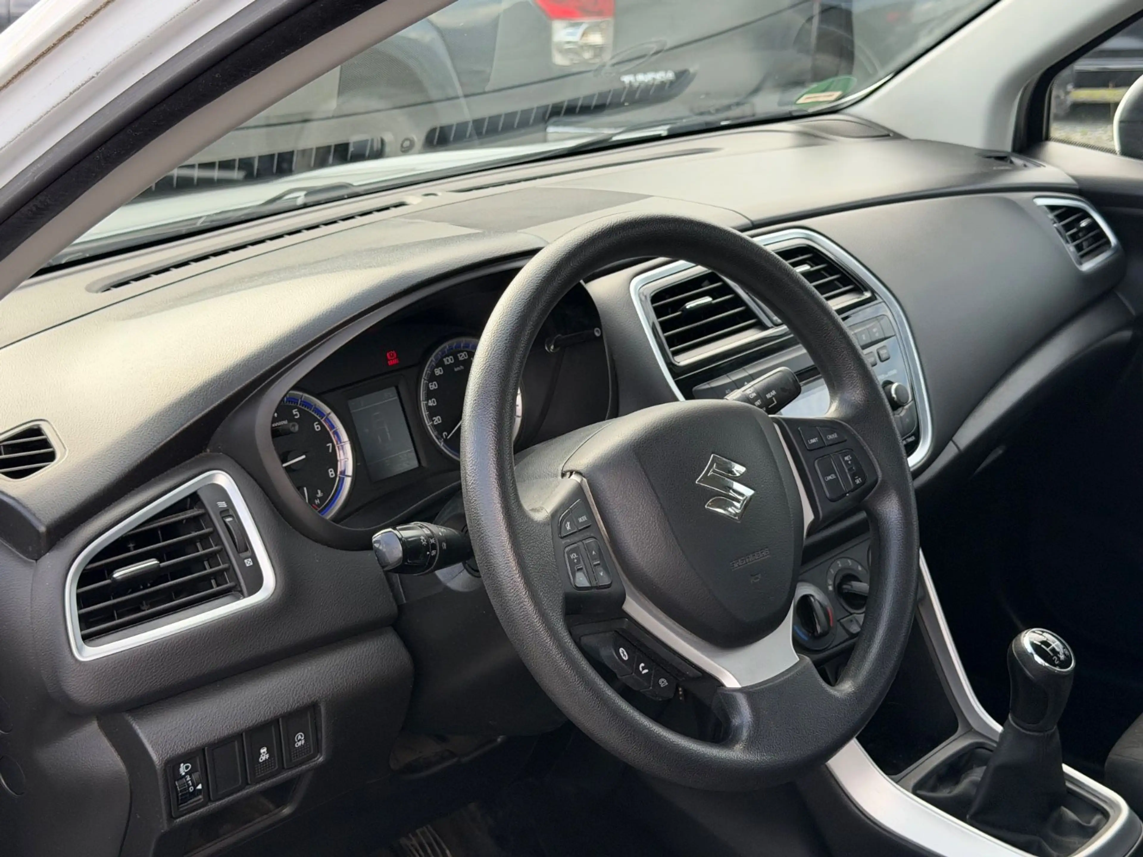 Suzuki SX4 S-Cross Comfort — photo 8