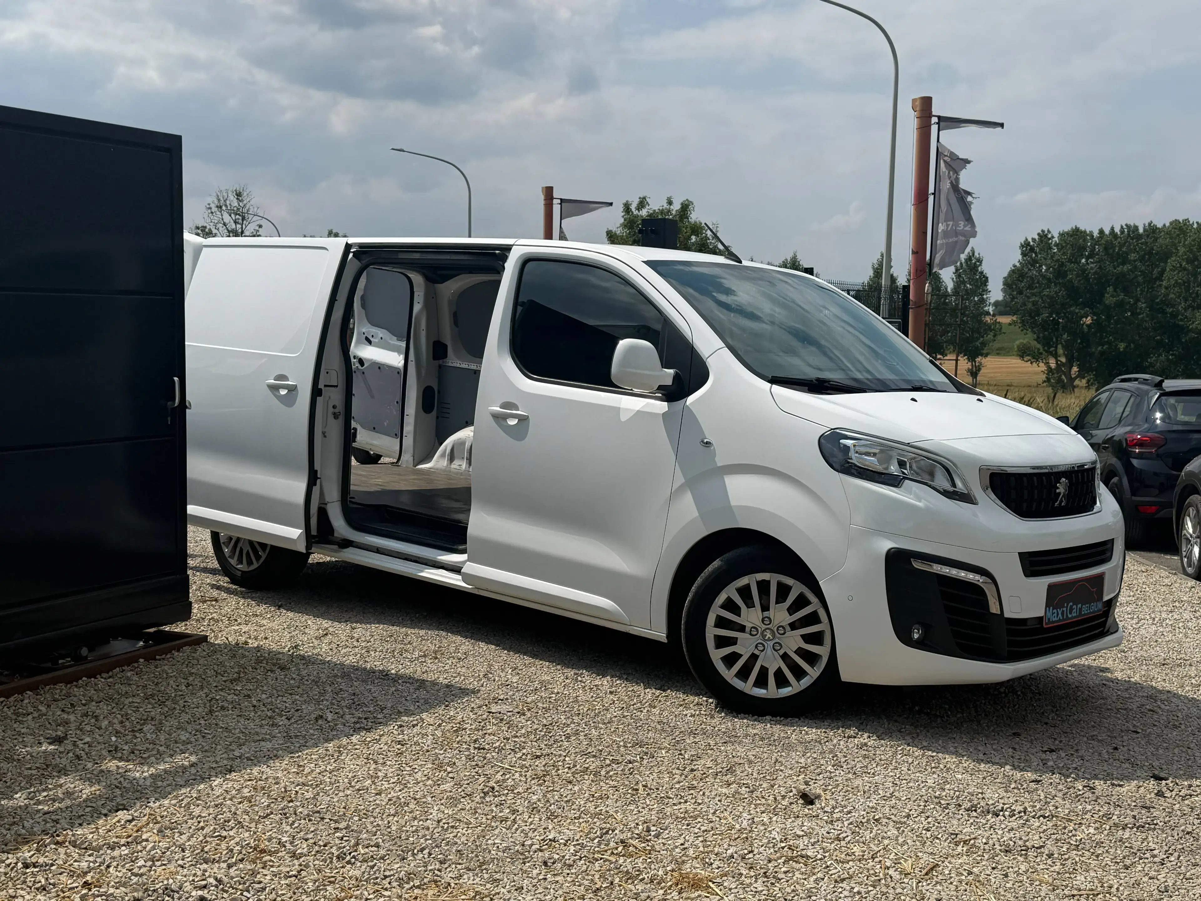 Peugeot Expert 1.6 BlueHDi L1 / 106.886 km / Capteurs avant et arrière — photo 3