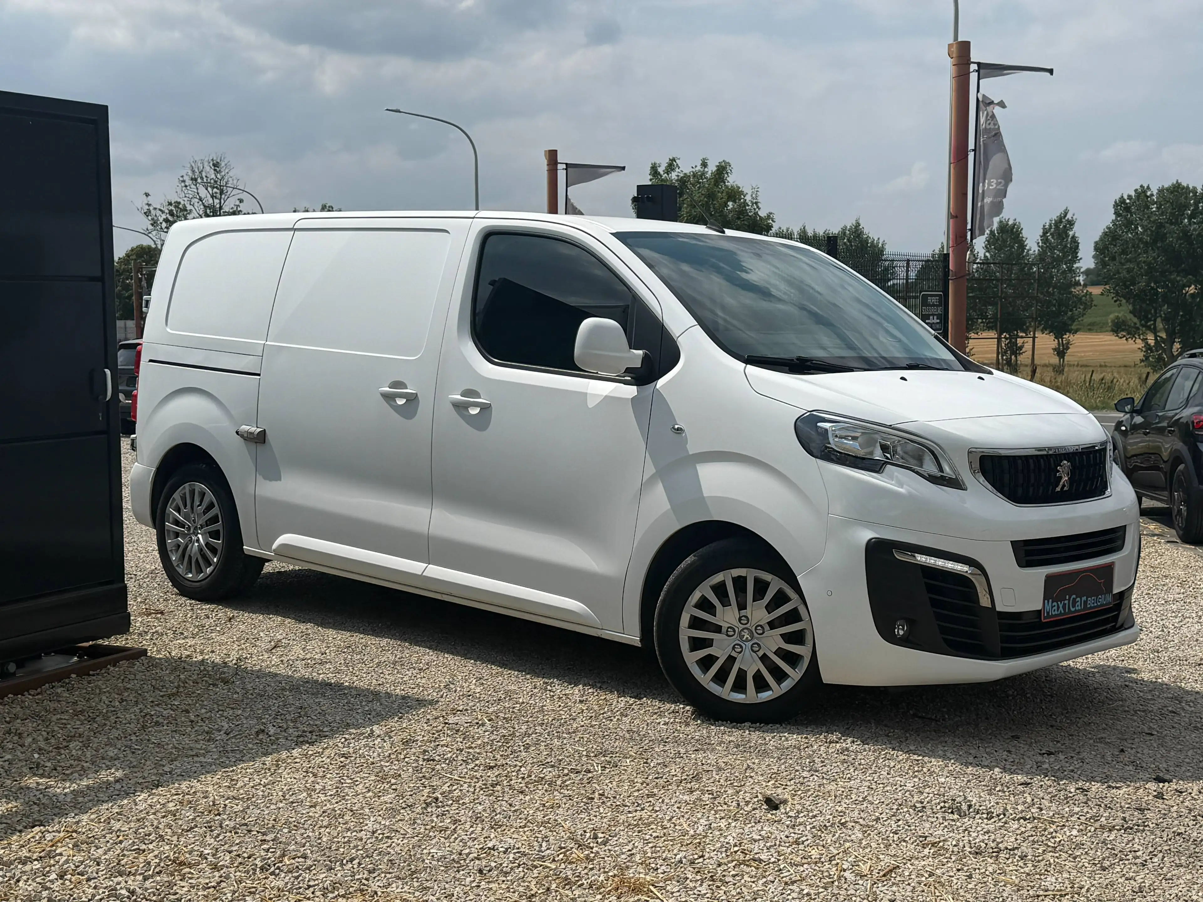 Peugeot Expert 1.6 BlueHDi L1 / 106.886 km / Capteurs avant et arrière — photo 2