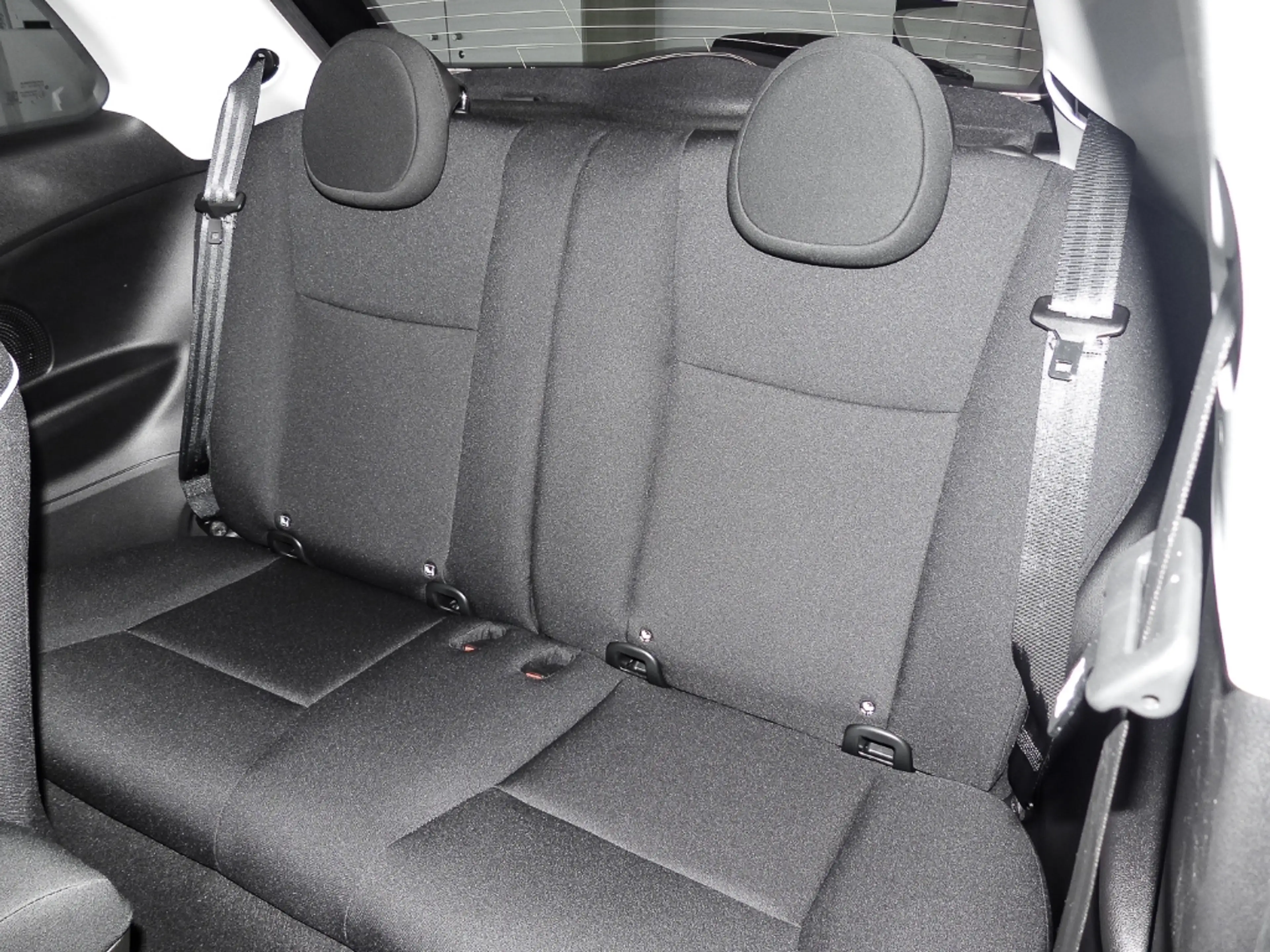 Fiat 500e Icon 42 kWh // Style-Paket // Komfort-Paket // — photo 10