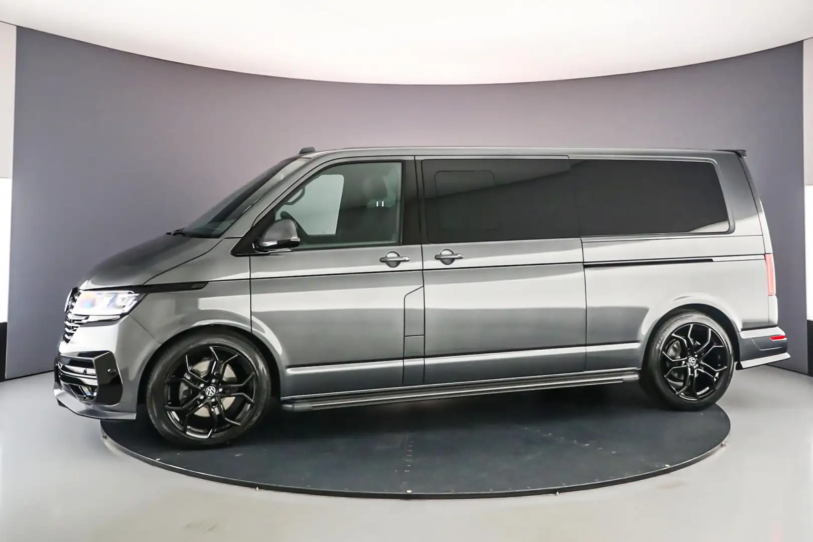 Volkswagen T6.1 Transporter Caravelle T6.1 ABT 2.0 TDI 204PK DSG L2H1 Dubbel c Grijs - 2