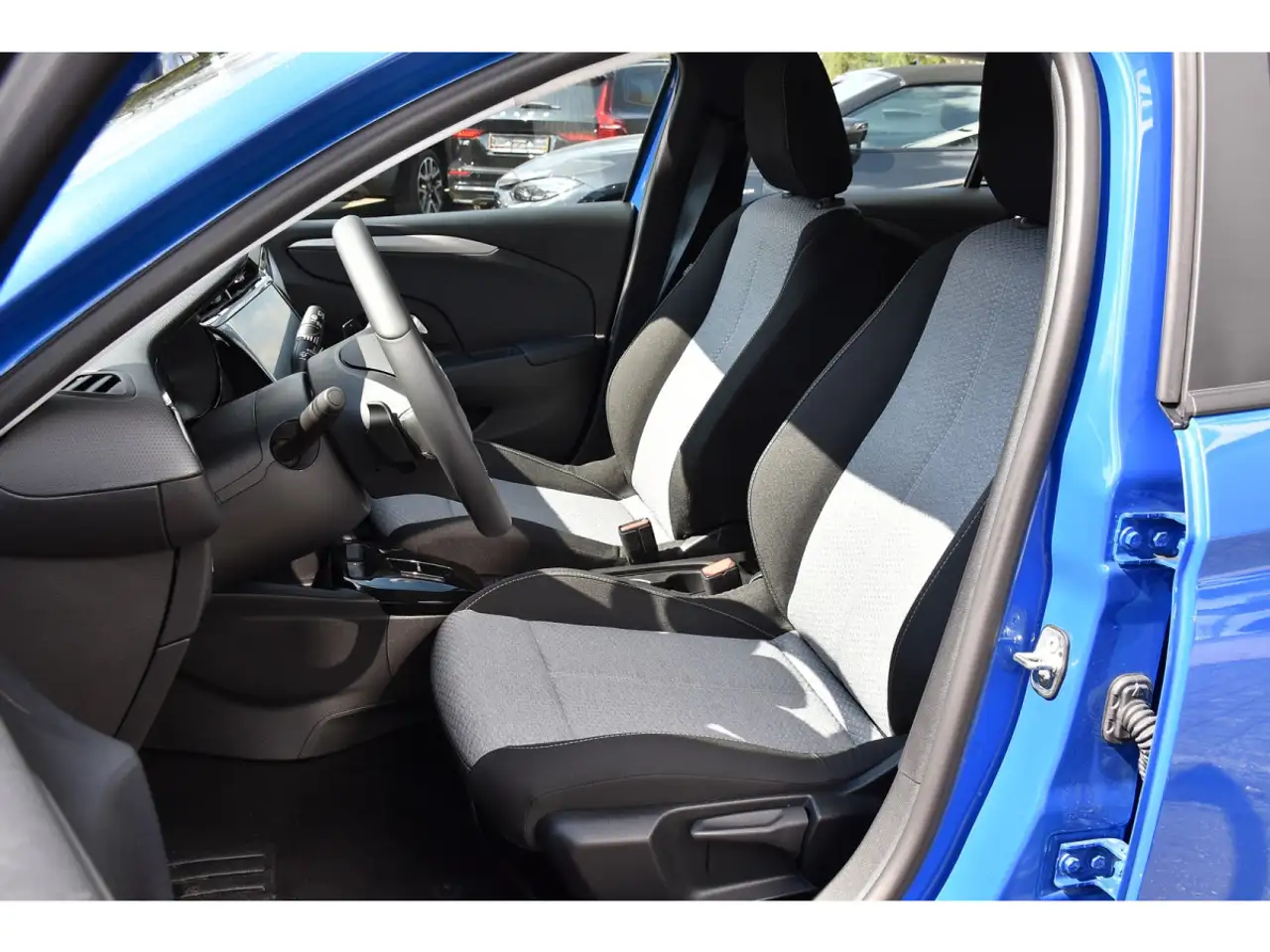 Opel Corsa 1.2 Turbo Edition AT8 REGUL LANE SIDE CAM 1° MAIN 5