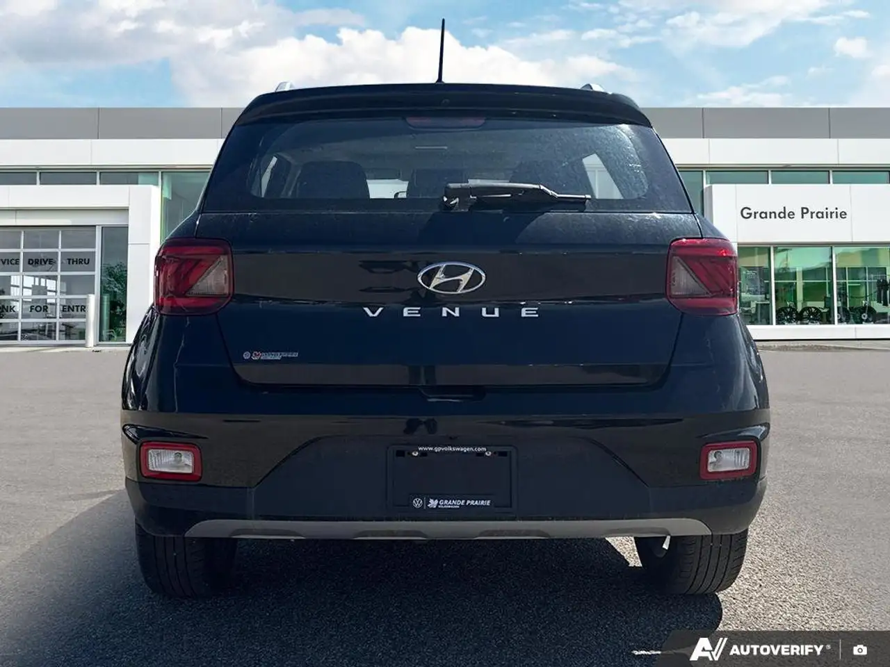 Hyundai Venue снимка Hyundai Venue