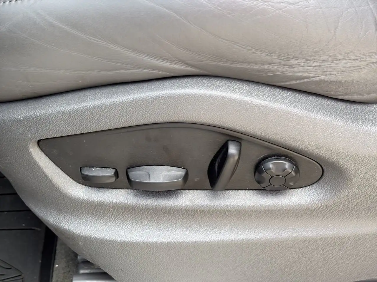 Porsche Cayenne снимка Porsche Cayenne