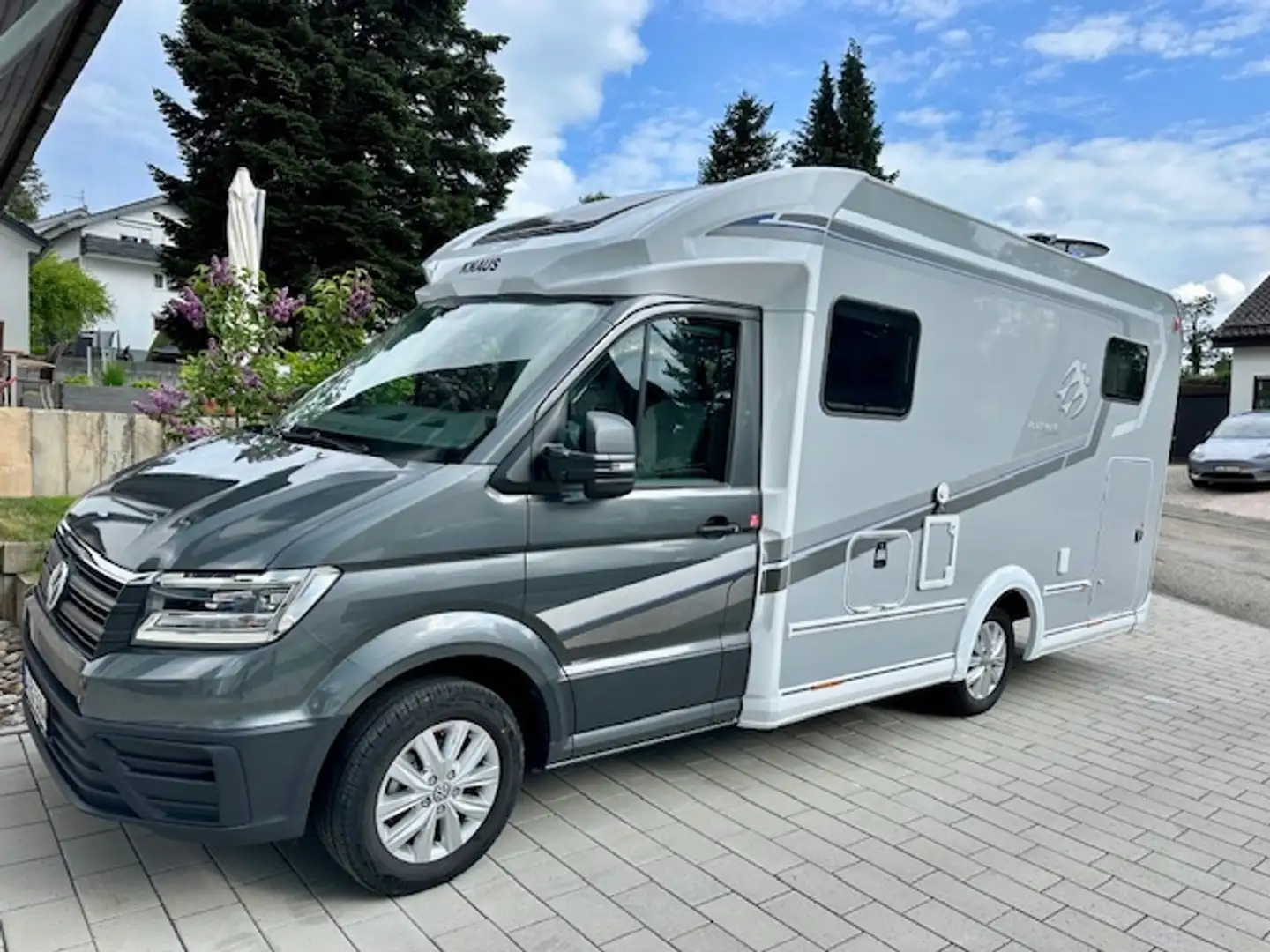 Volkswagen Crafter Knaus 650 VAN TI MEG Platinum Selection Grau - 1