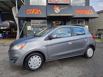 ES Hatchback