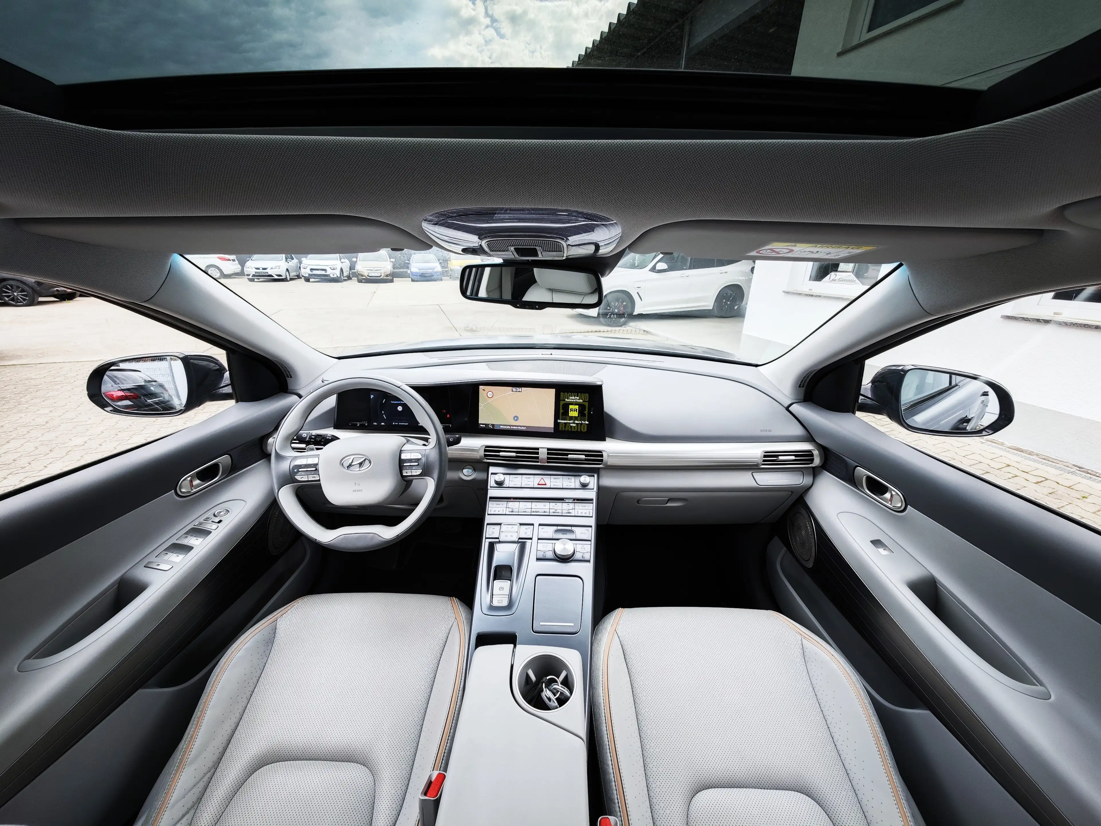 Hyundai NEXO TÜV Neu 360Kam. LRH NAVI SHZ XENON Leder — photo 3