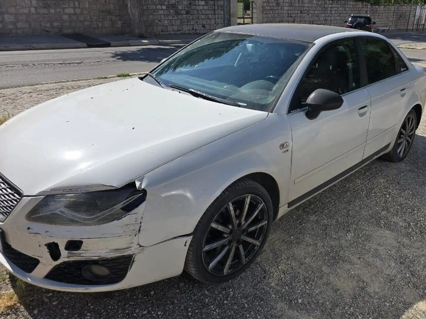 SEAT Exeo Exeo Berlina2.0 tdi cr Style c/CL Fehér - 1