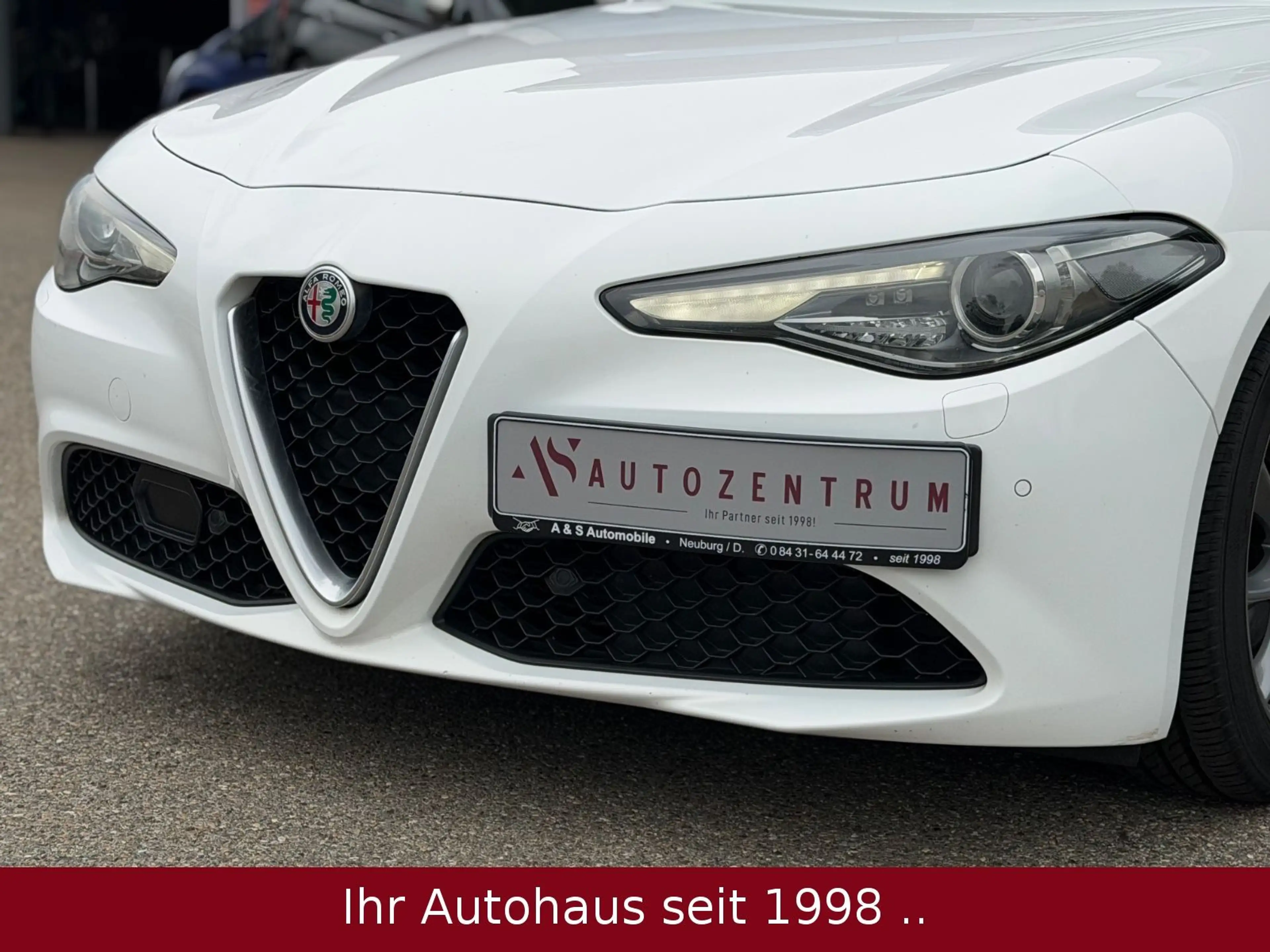 Alfa Romeo Giulia Super 2.2 JTDM *LÜCKENLOSES SCHECKHEFT* — photo 3