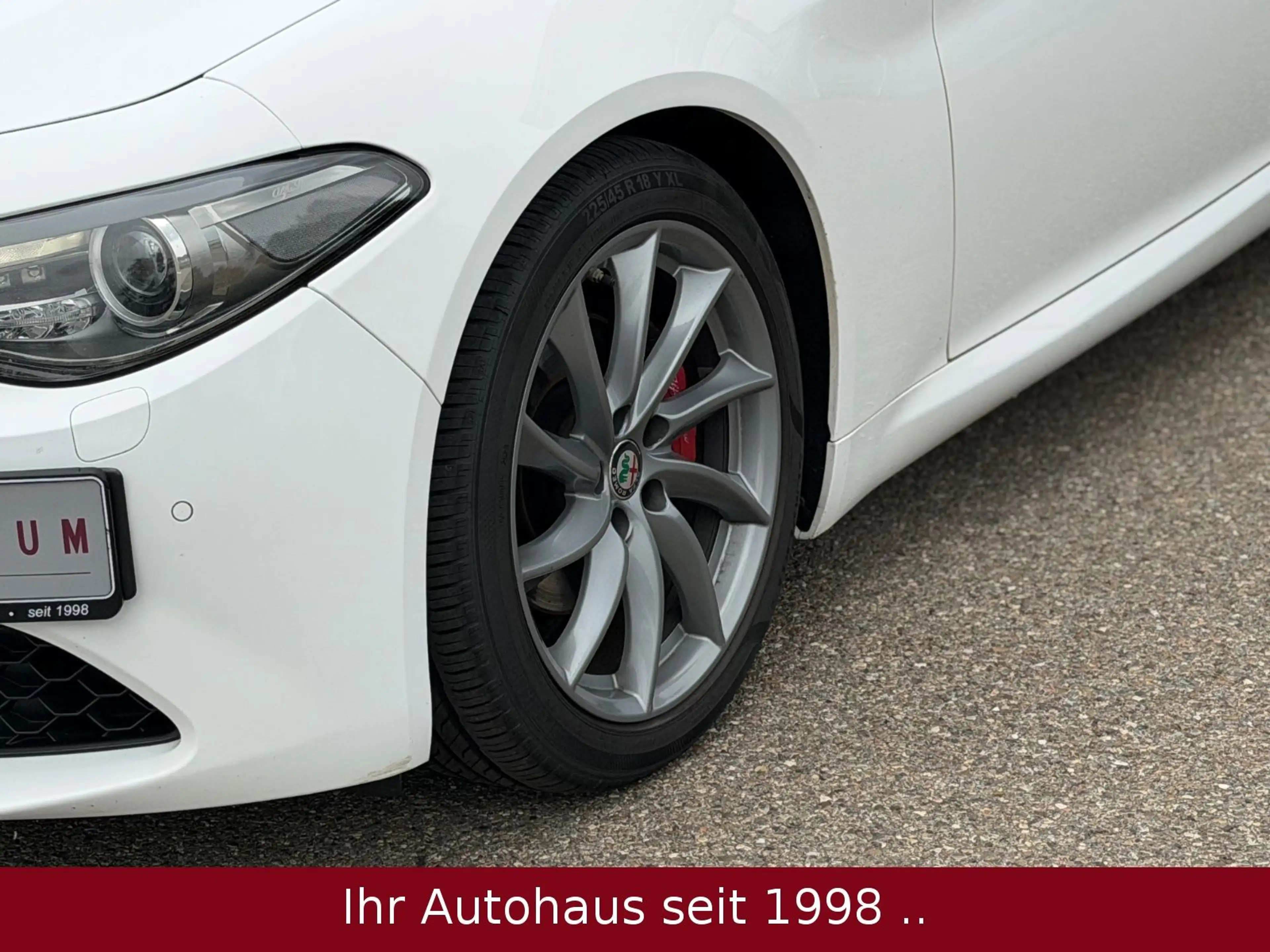 Alfa Romeo Giulia Super 2.2 JTDM *LÜCKENLOSES SCHECKHEFT* — photo 4
