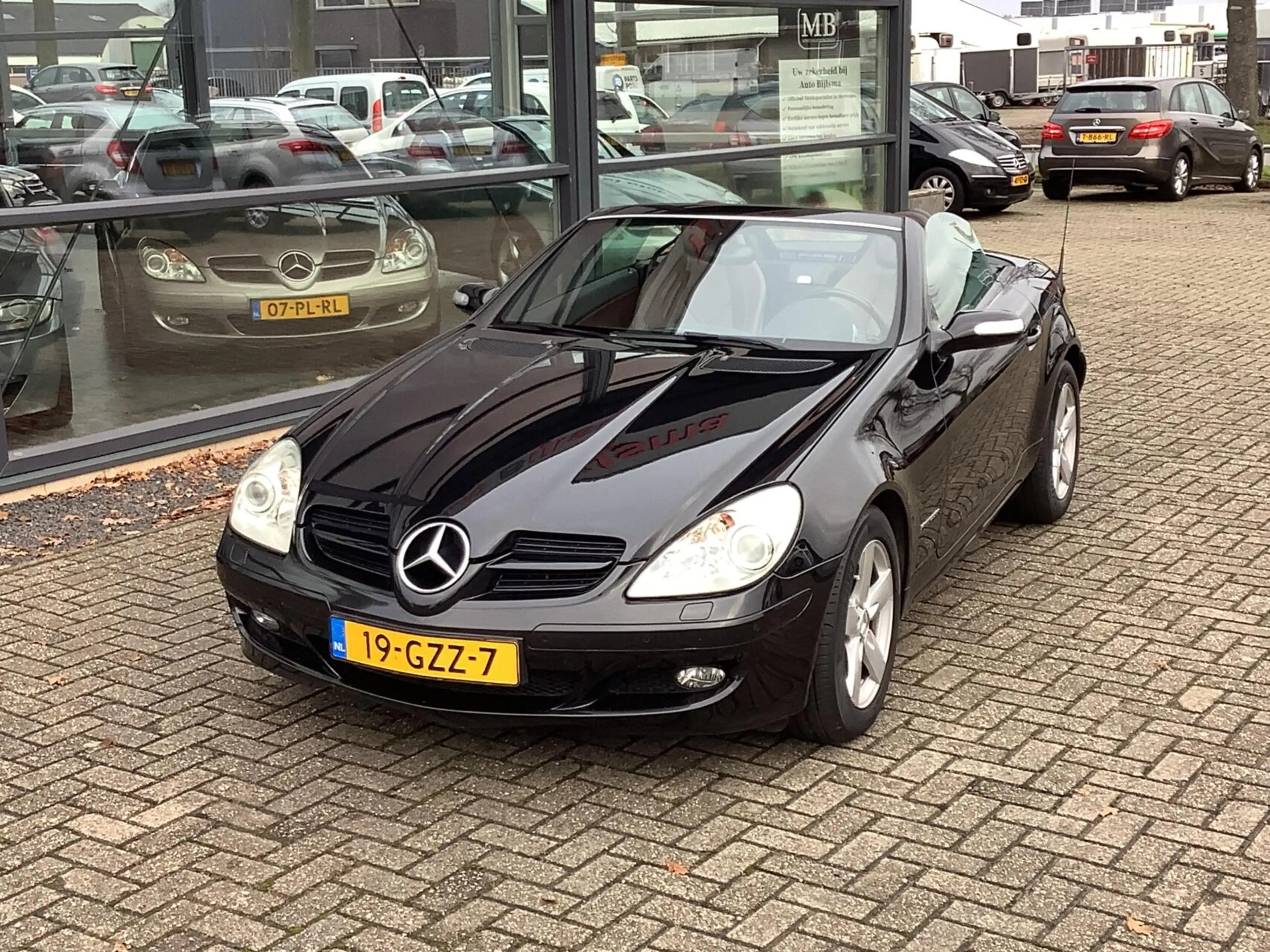 Mercedes-Benz SLK 200 K. Automaat, leer, nette auto,