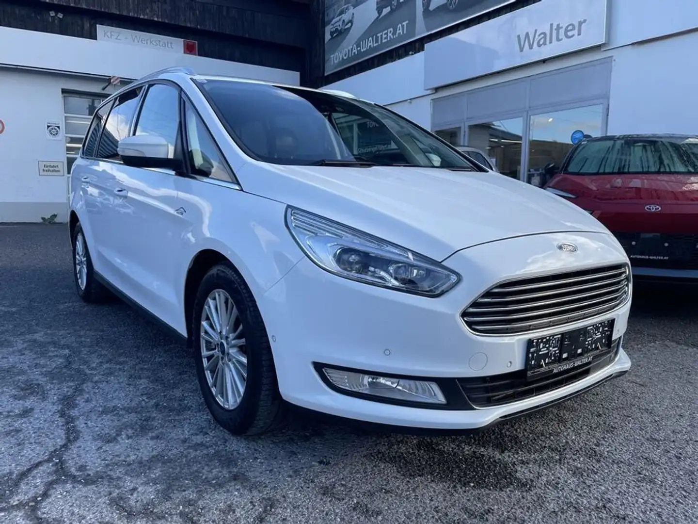 Ford Galaxy 2,0 Titanium 7 sitzer Weiß - 1