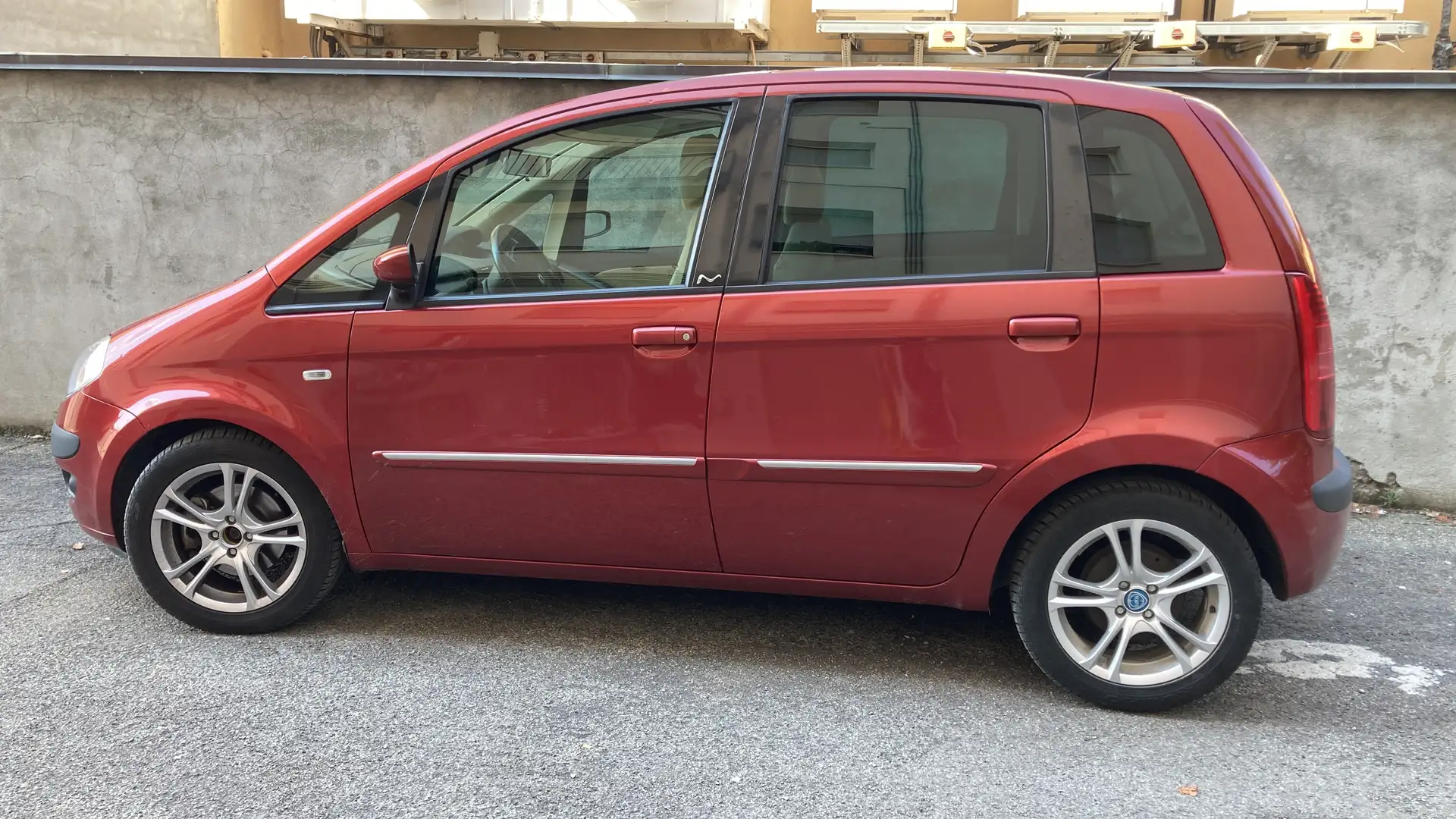 Lancia MUSA Musa I 2004 1.9 mjt Platino Rosso - 1