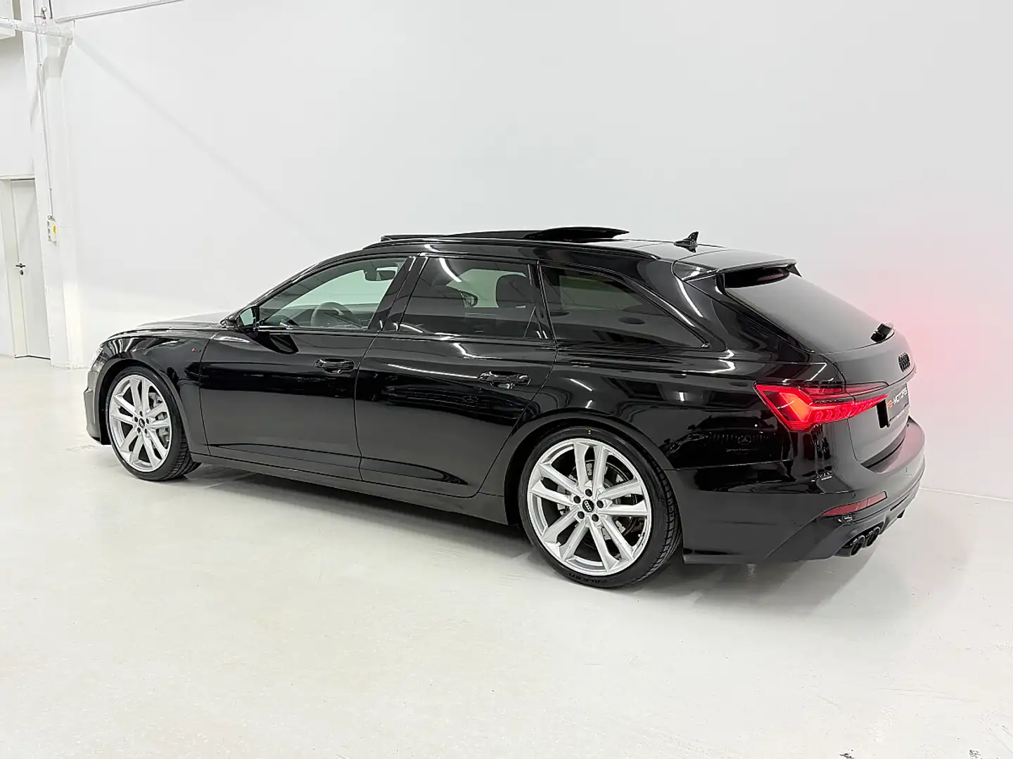 Audi A6 Avant 45 TDI Quattro S-Line S6 Look 21" Matrix ... Schwarz - 2