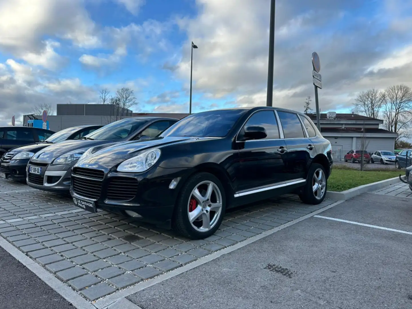 Porsche Cayenne (955) TURBO TOIT OUVRANT / HISTORIQUE Noir - 1