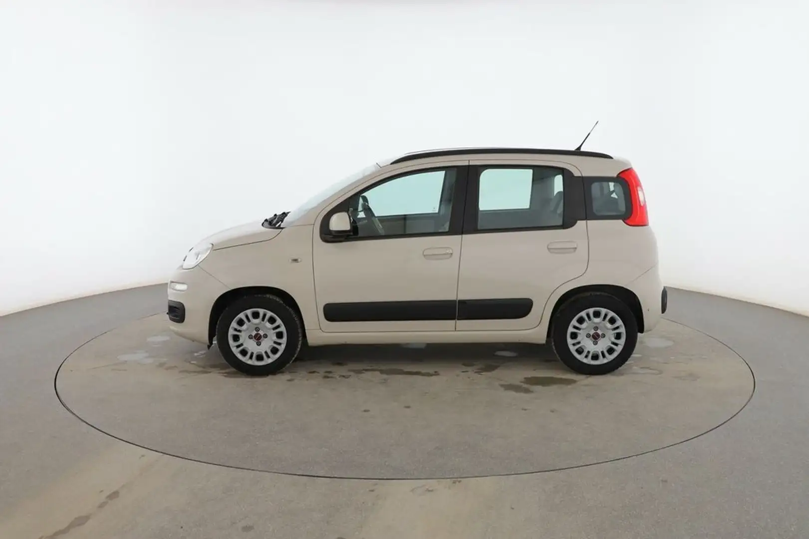 Fiat Panda 1.2 Lounge Amarillo - 2