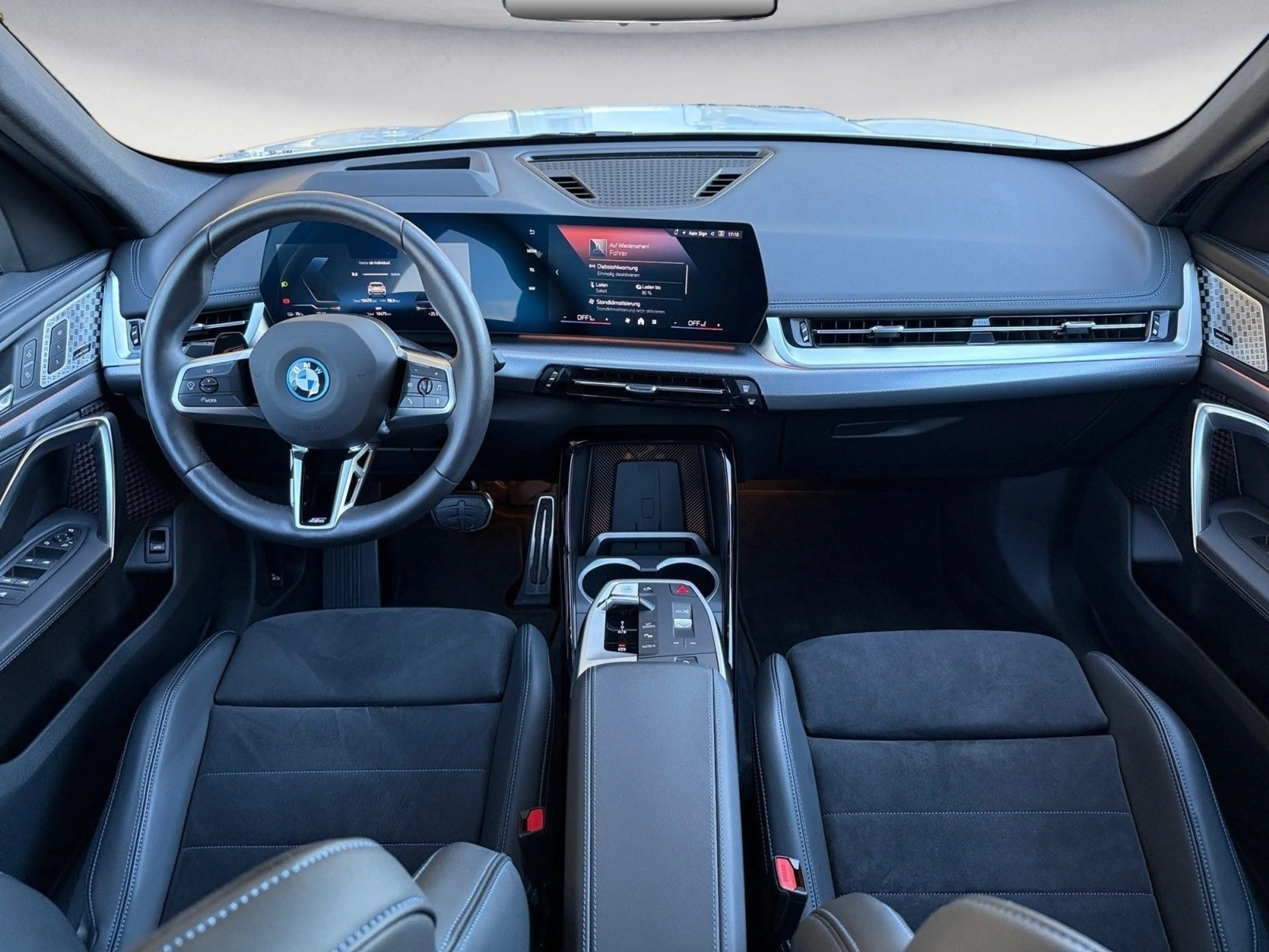 BMW iX1 xDrive30 M Sport Head-Up AHK Harman K. Sport — photo 13