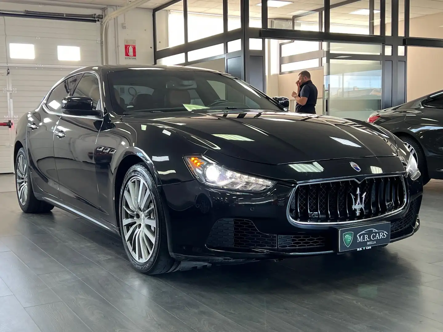 Maserati Ghibli 3.0 V6 ds 250cv auto Zwart - 1