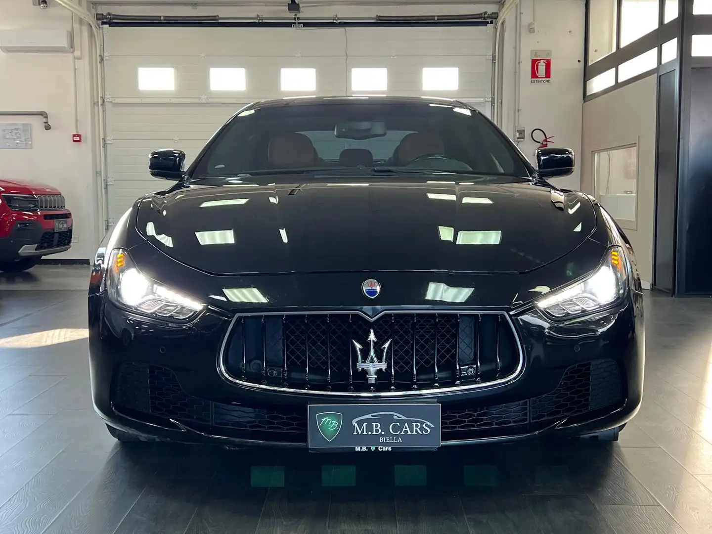 Maserati Ghibli 3.0 V6 ds 250cv auto Zwart - 2