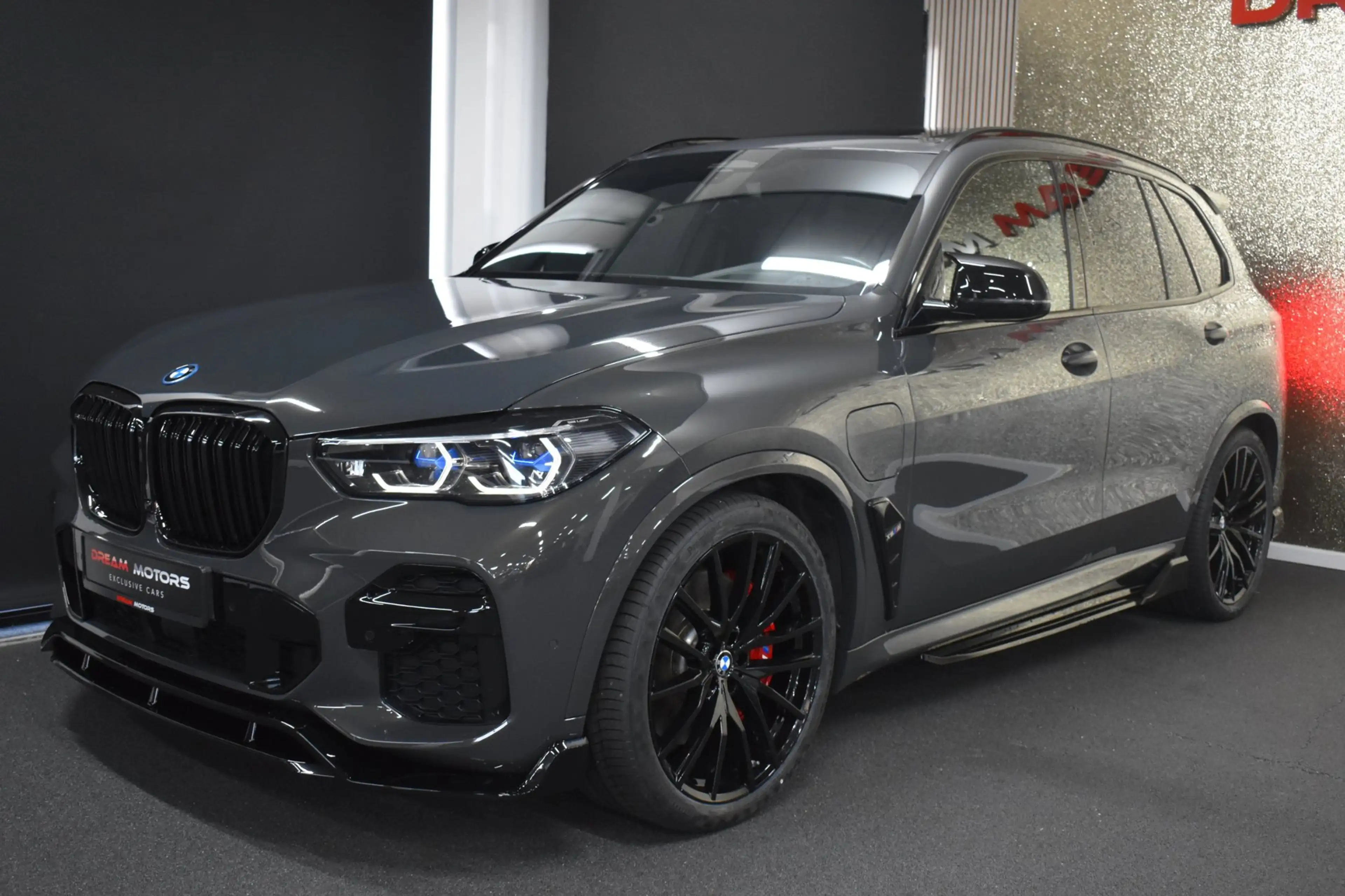 BMW X5 45e M-Sport xDrive 394pk | AKRAPOVIC | MASSAGE | A — photo 8