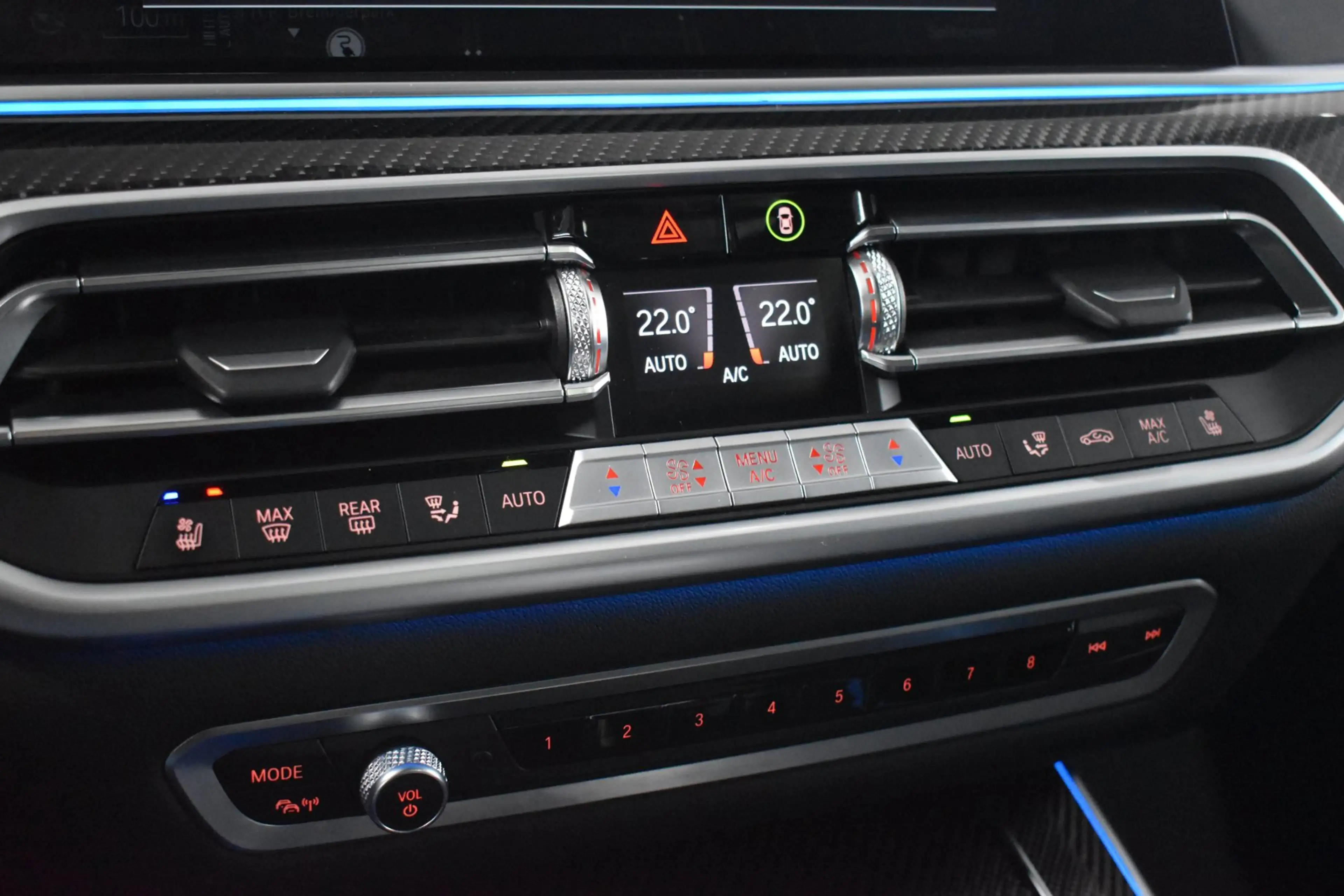 BMW X5 45e M-Sport xDrive 394pk | AKRAPOVIC | MASSAGE | A — photo 23