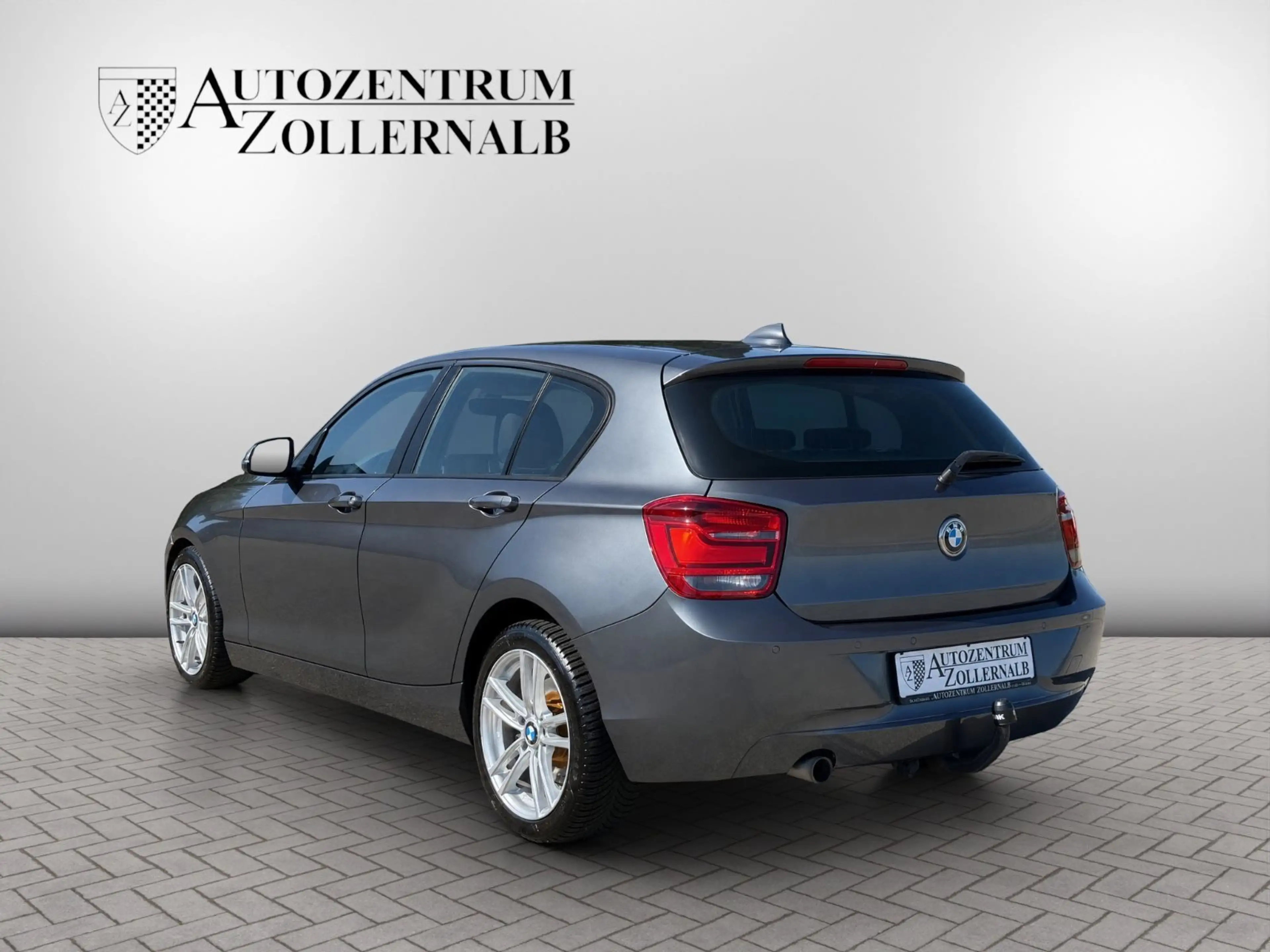 BMW 120 d Automatik 5-trg. *XENON*AHK*ADVANTAGE-PLUS* — photo 4