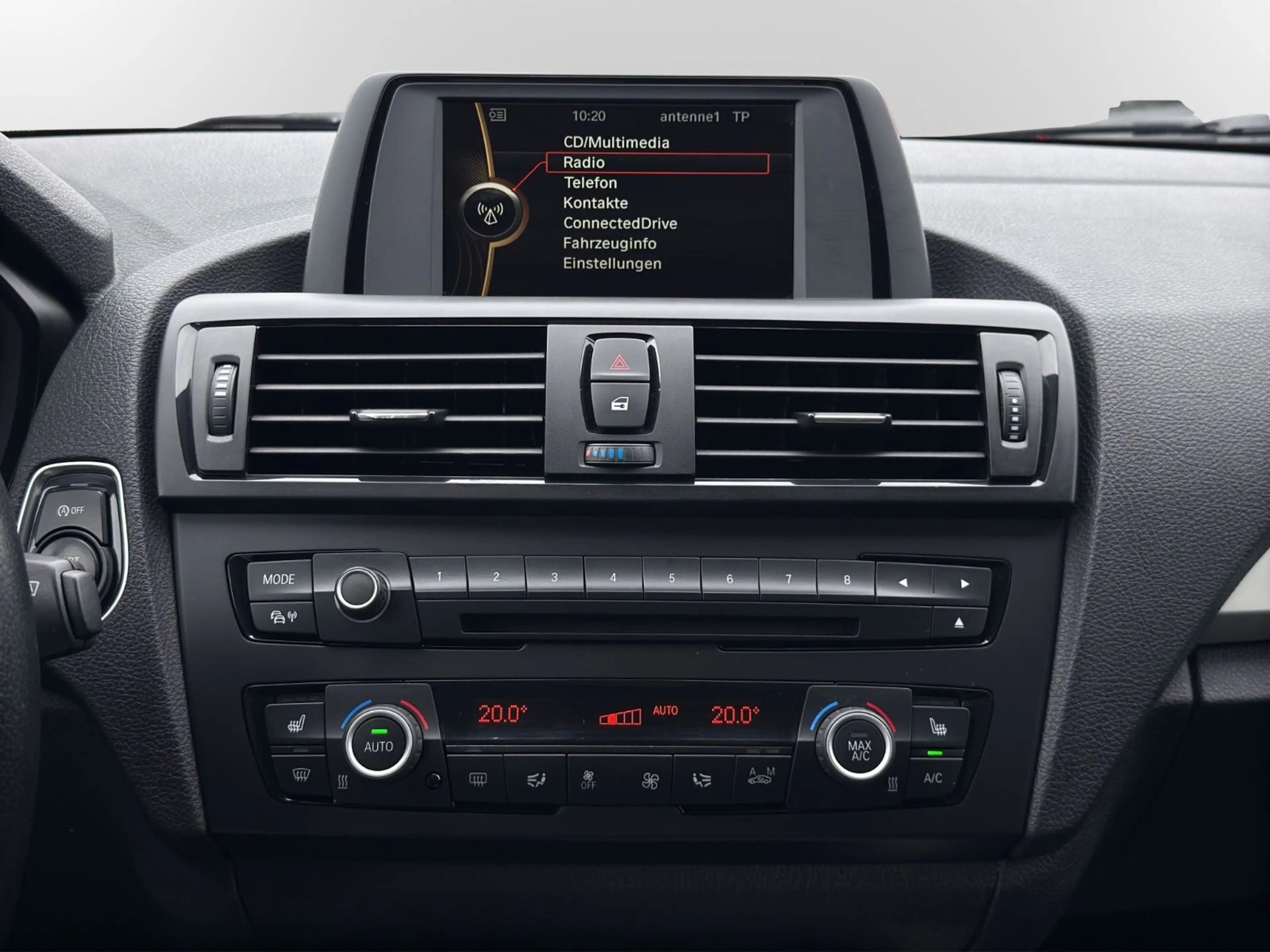 BMW 120 d Automatik 5-trg. *XENON*AHK*ADVANTAGE-PLUS* — photo 15