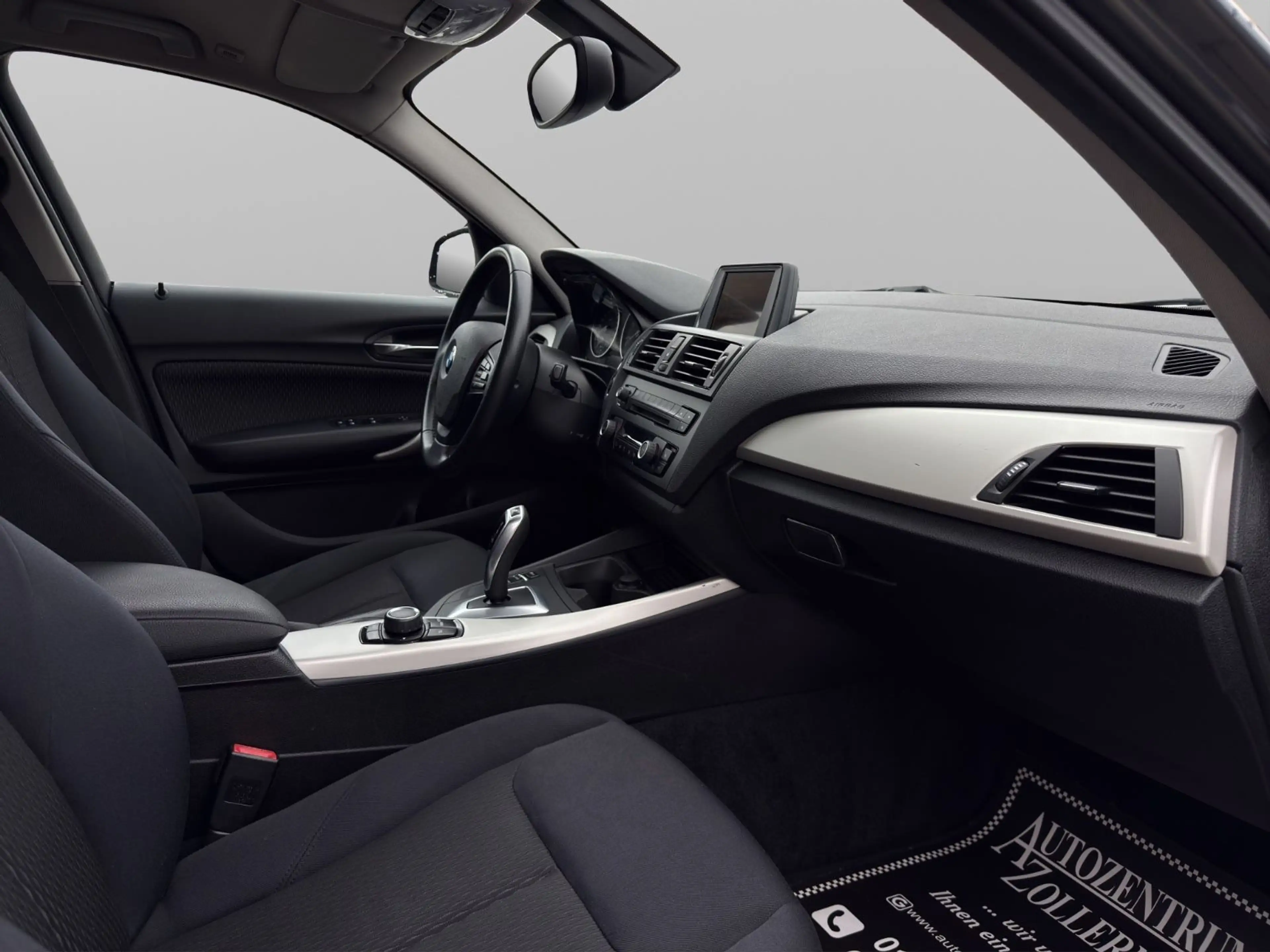 BMW 120 d Automatik 5-trg. *XENON*AHK*ADVANTAGE-PLUS* — photo 9