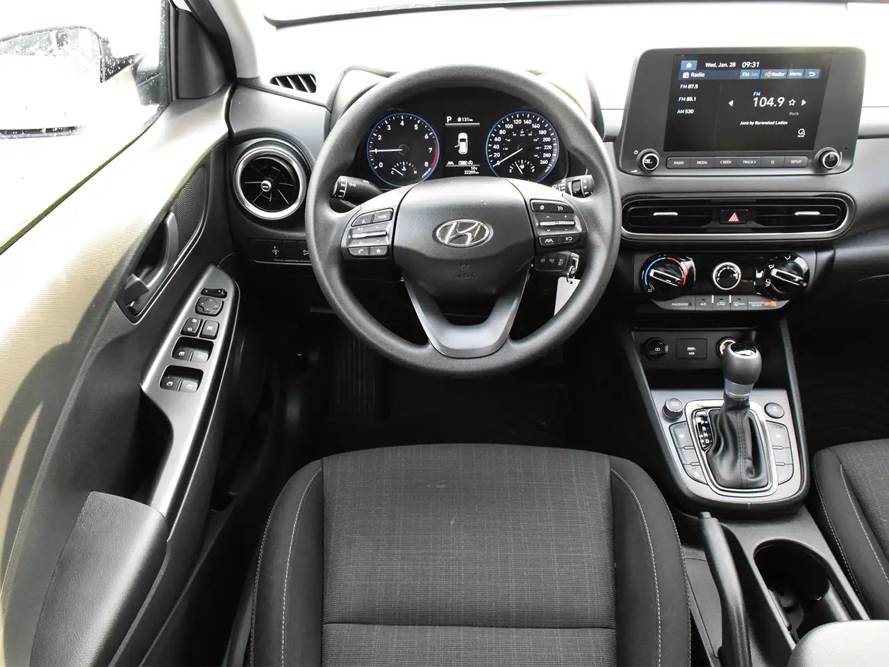 Hyundai KONA снимка Hyundai KONA